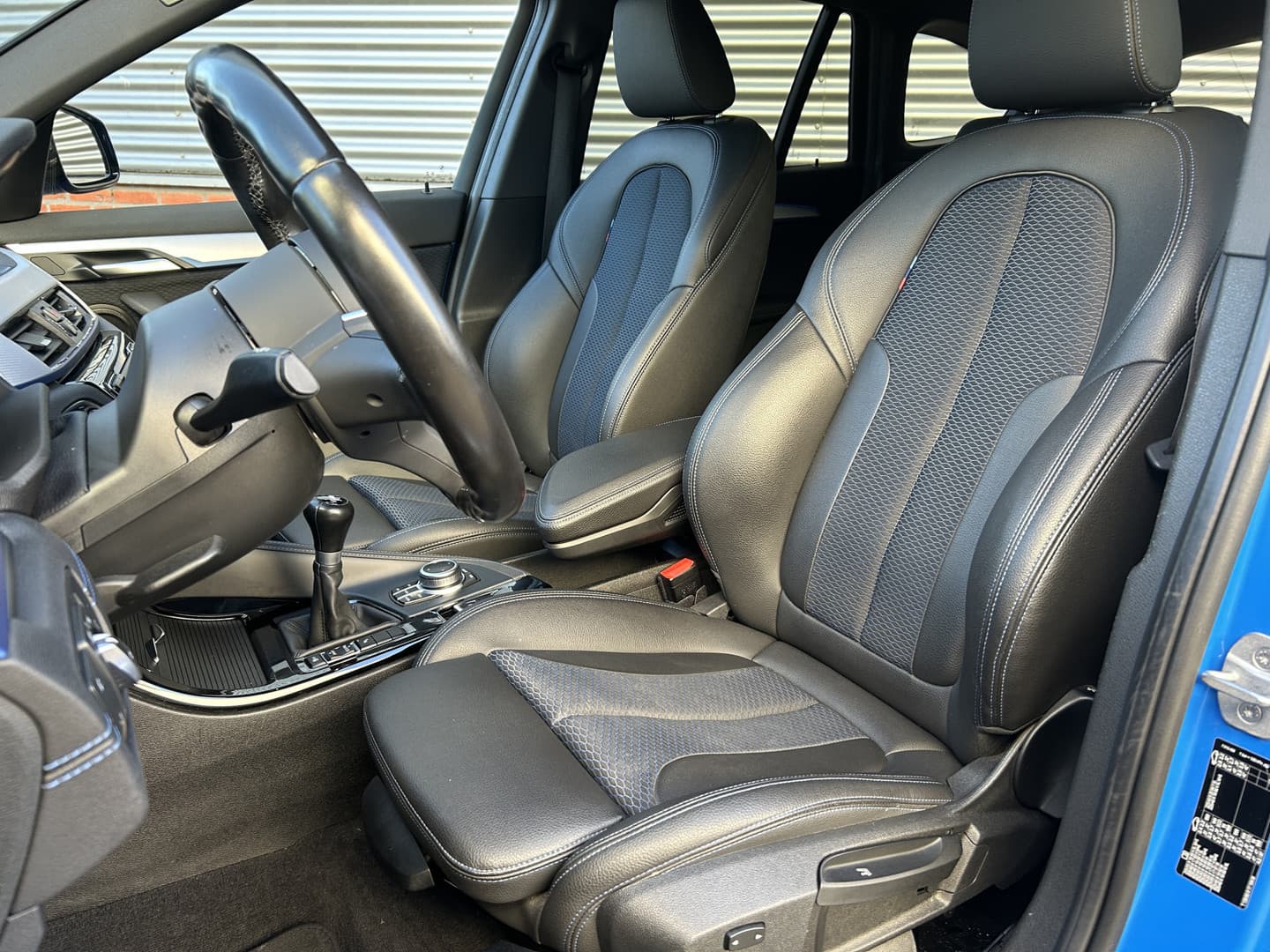 BMW X1 sDrive18i High Executive Edition thumbnail 5