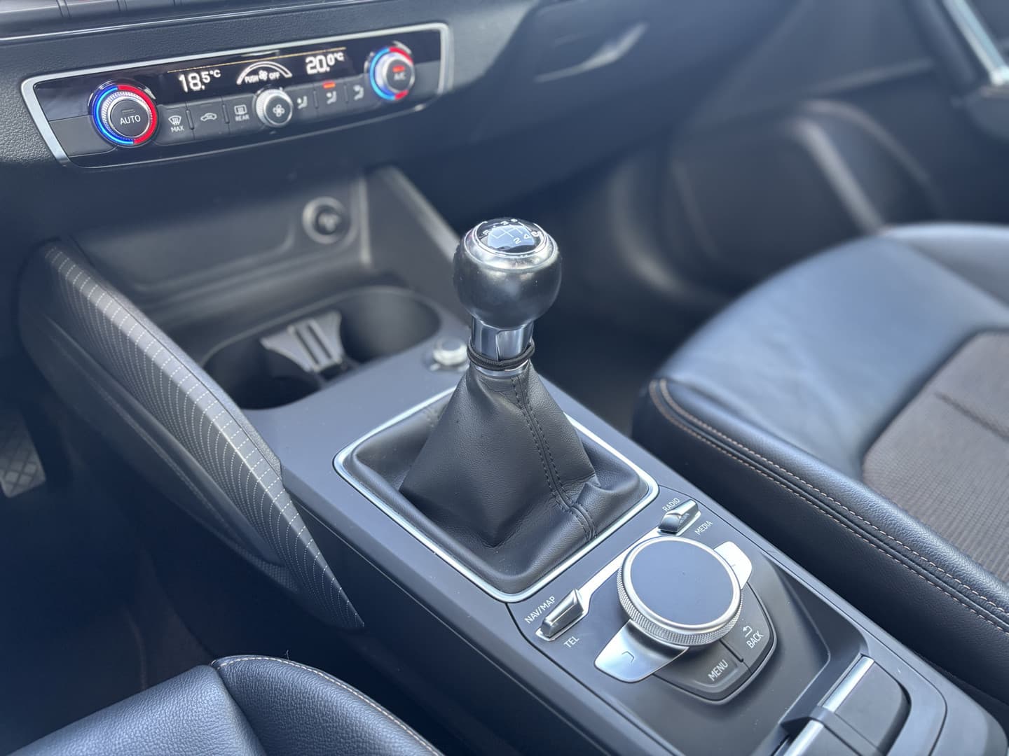 Audi Q2 1.4 TFSI CoD Design Pro Line Plus thumbnail 16