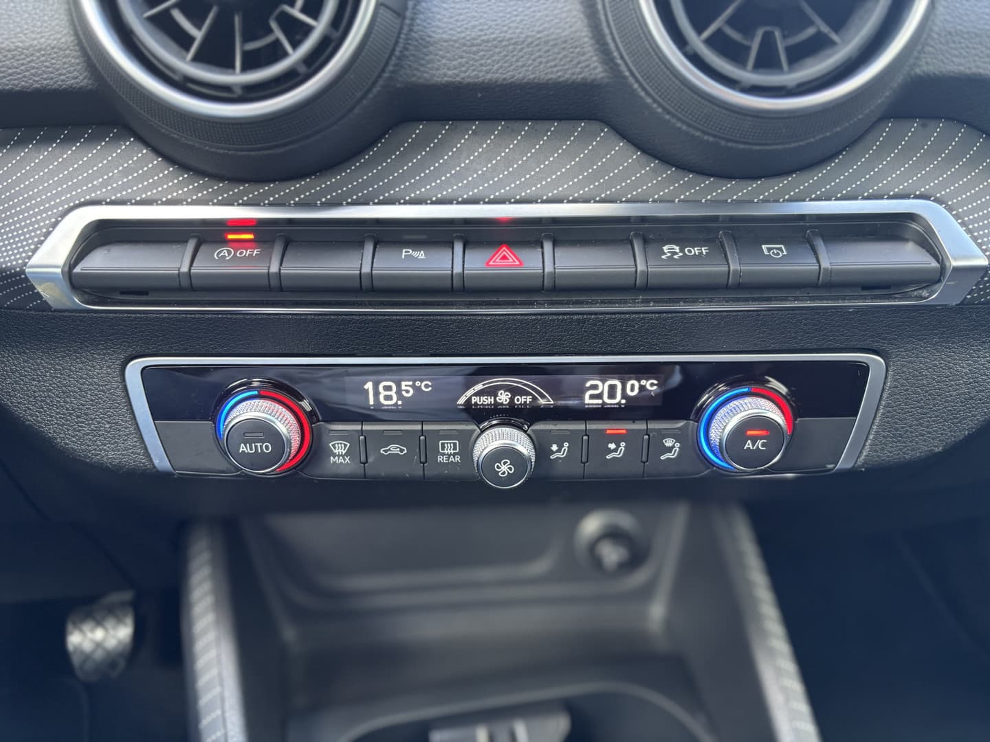 Audi Q2 1.4 TFSI CoD Design Pro Line Plus thumbnail 17