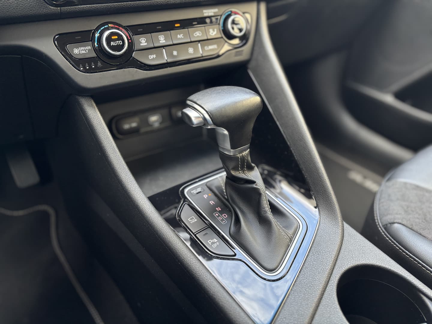 Kia Niro 1.6 GDi Hybrid DynamicLine thumbnail 12