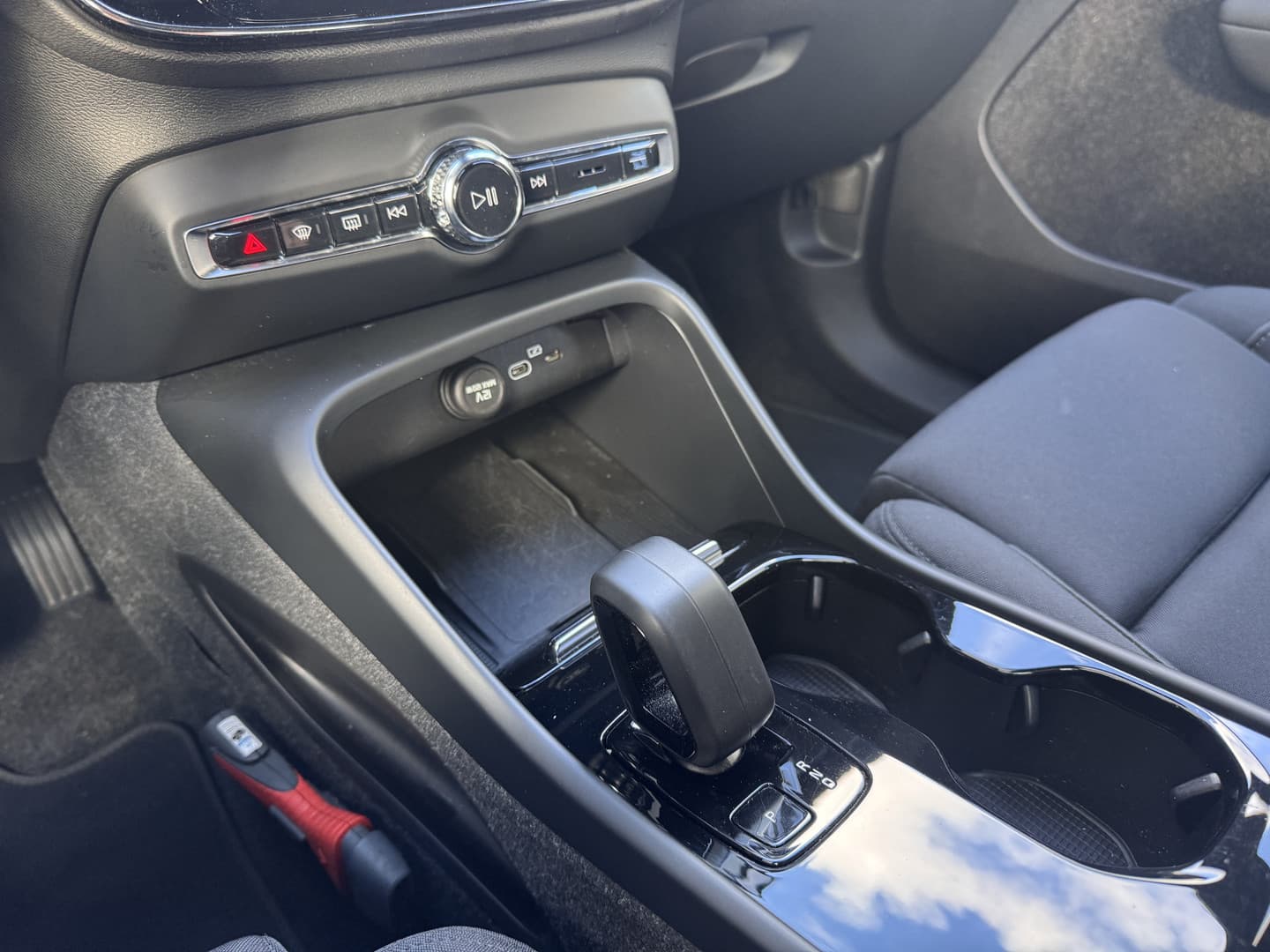 Volvo XC40 Recharge Twin Ultimate 78 kWh thumbnail 11