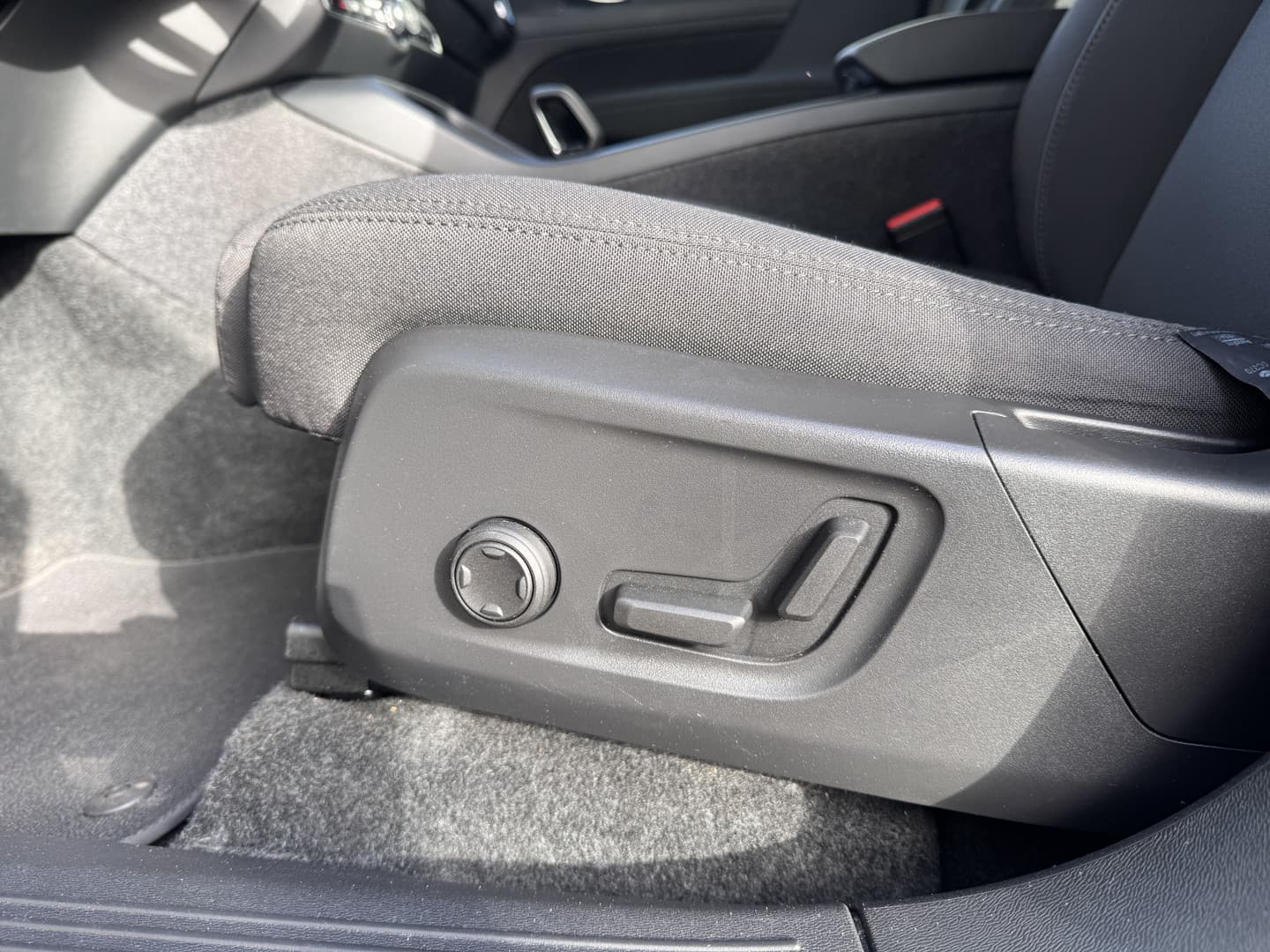 Volvo XC40 Recharge Twin Ultimate 78 kWh thumbnail 16