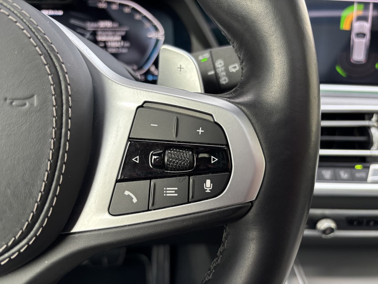 BMW X5 xDrive45e High Executive thumbnail 11