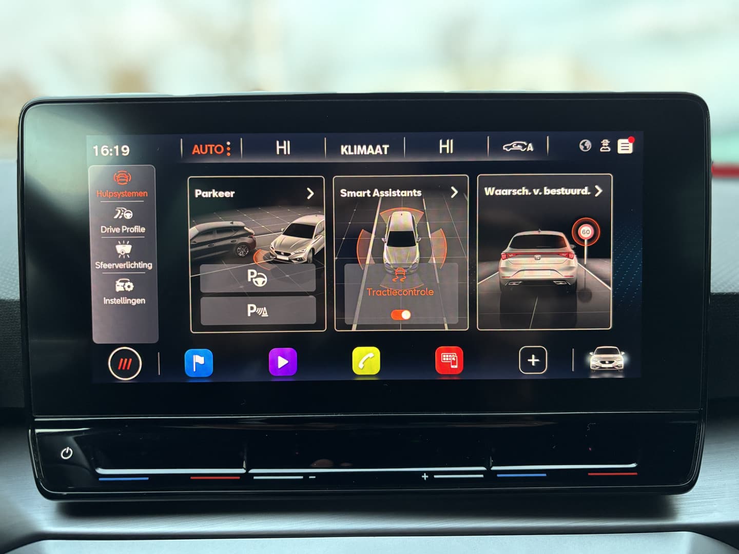 SEAT Leon 1.0 TSI FR Launch Edition thumbnail 18