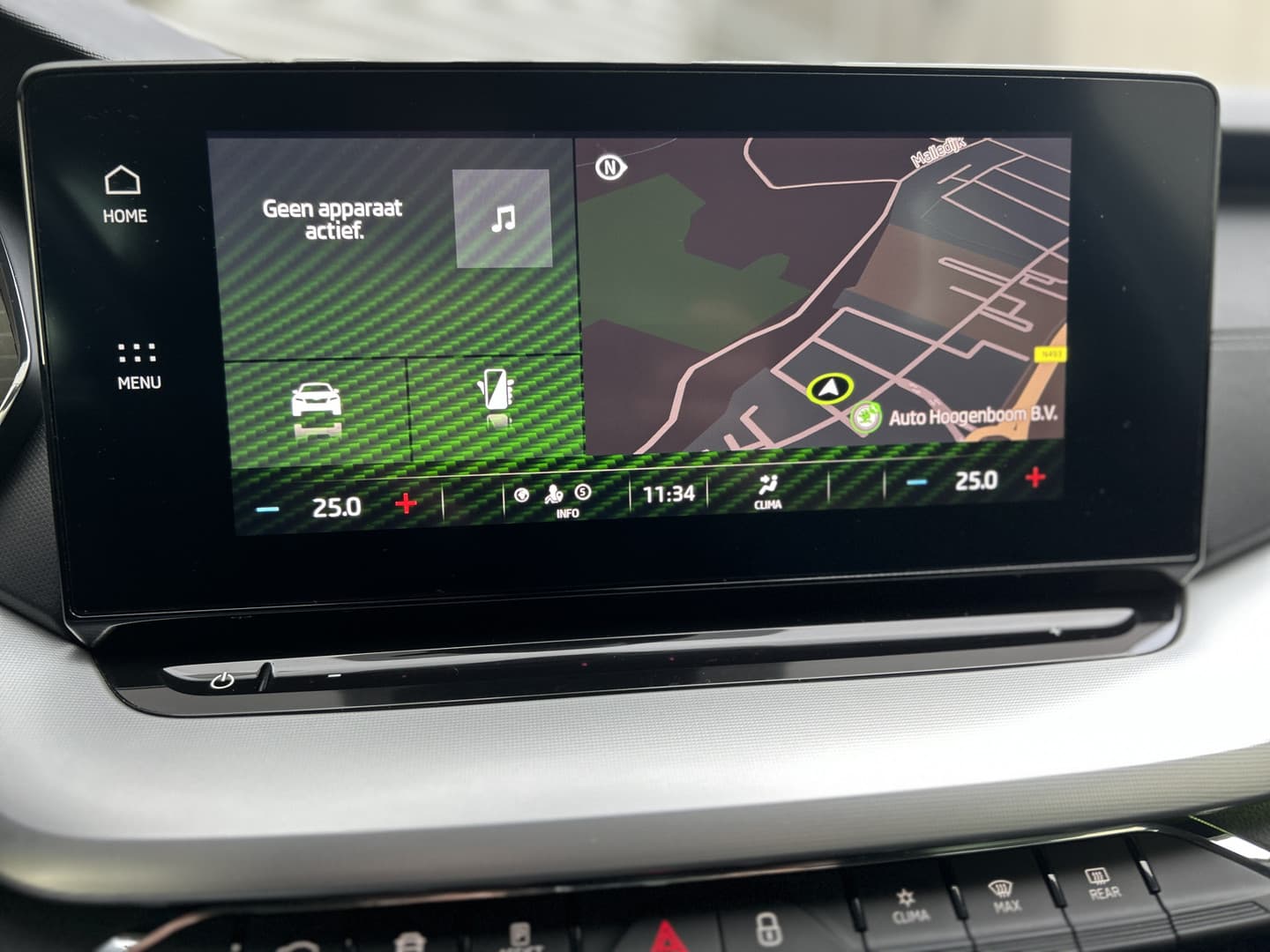 ŠKODA Octavia 1.0 e-TSI Business Edition thumbnail 11