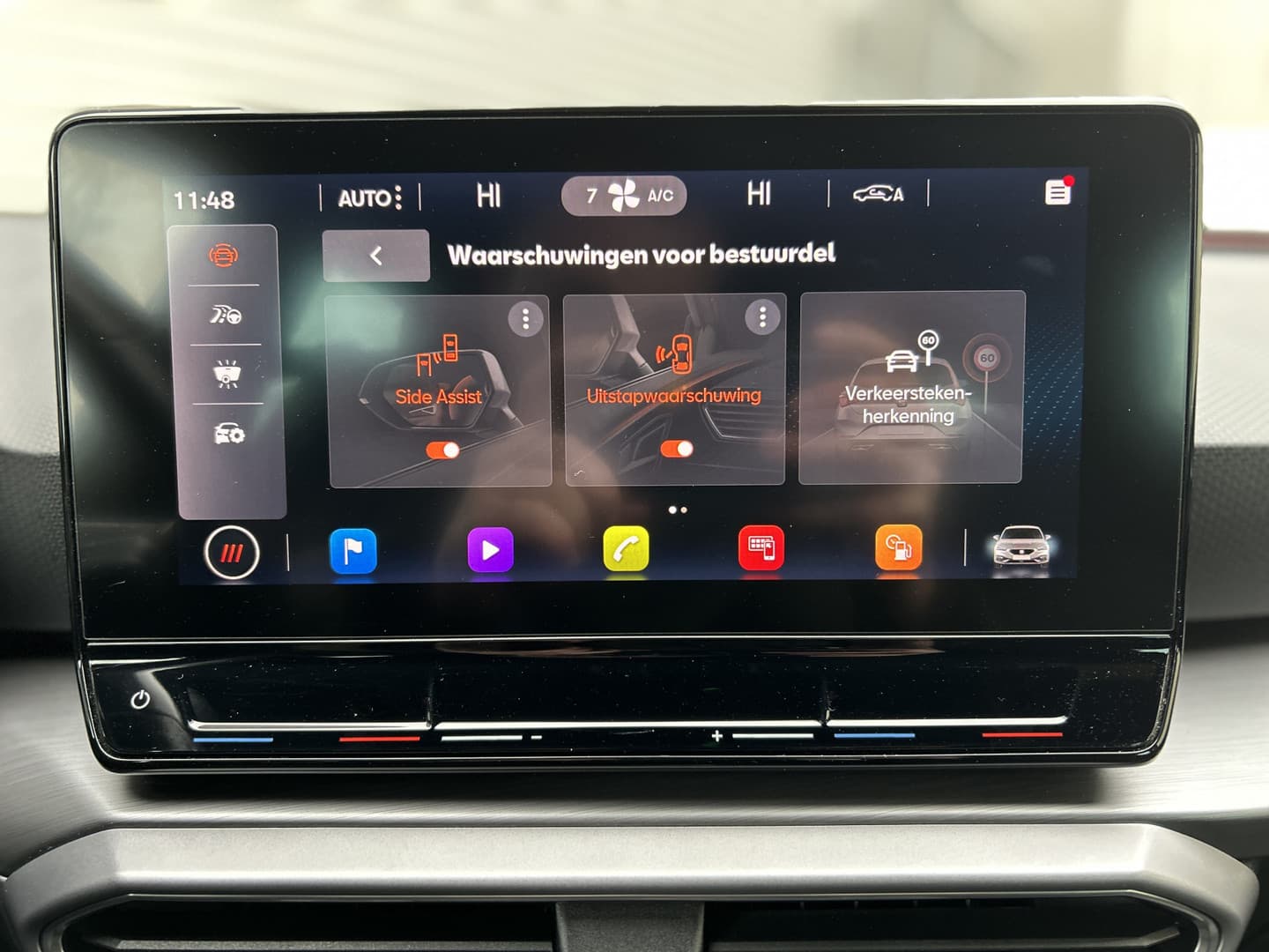 SEAT Leon 1.5 eTSI FR Launch Edition thumbnail 15