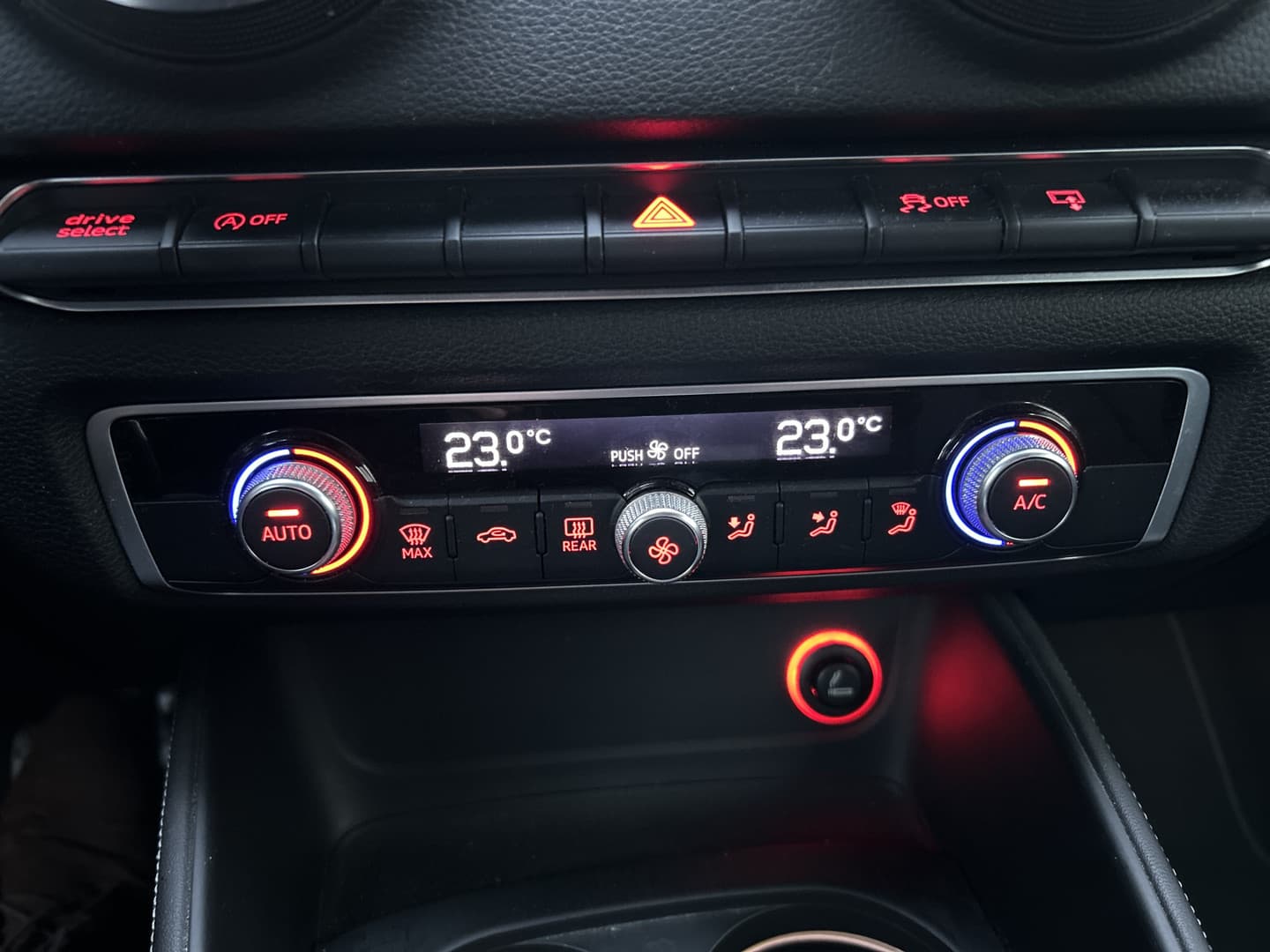 Audi A3 Sportback 1.2 TFSI Ambition Sport Edition thumbnail 18