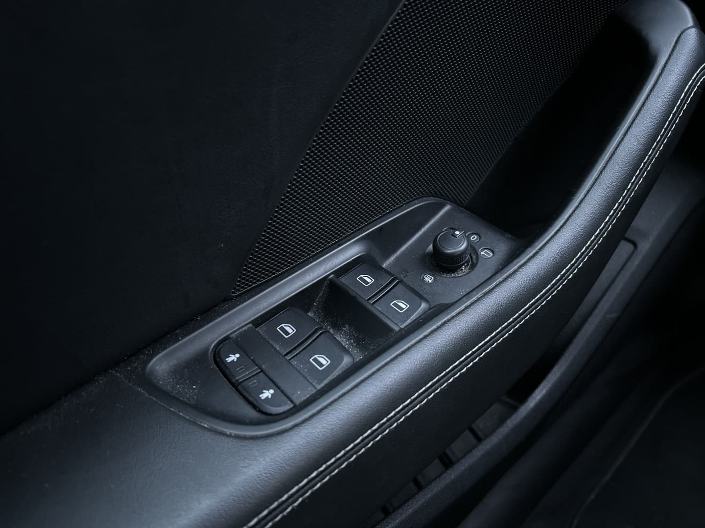 Audi A3 Sportback 1.2 TFSI Ambition Sport Edition thumbnail 7