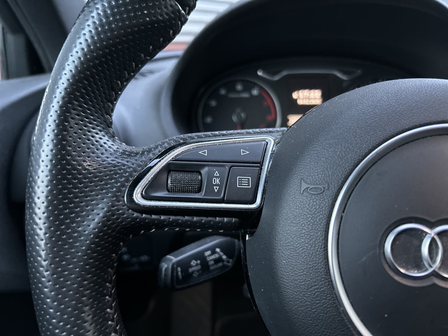 Audi A3 Sportback 1.2 TFSI Ambition Sport Edition thumbnail 9