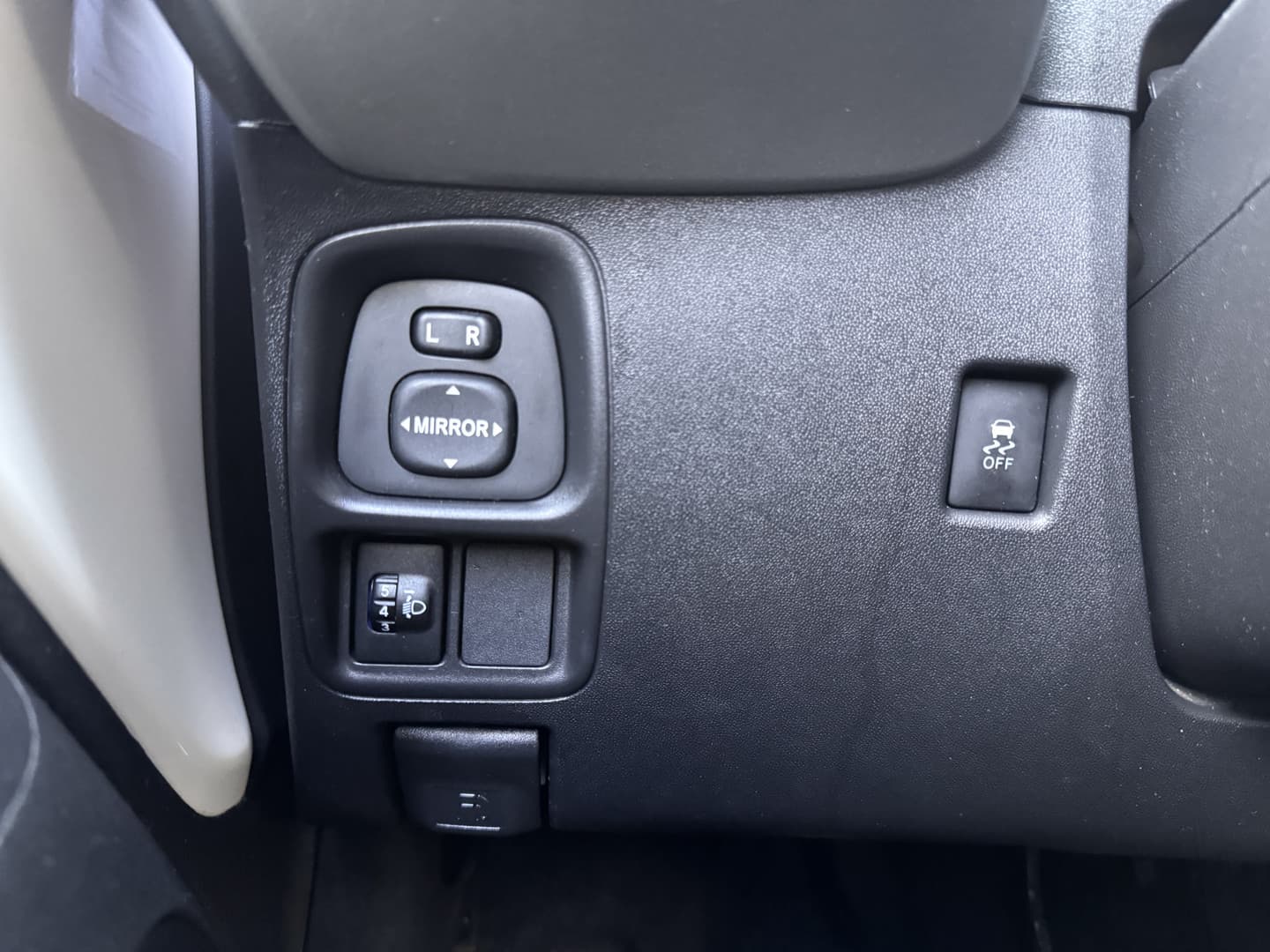 Toyota Aygo 1.0 VVT-i x-play thumbnail 11