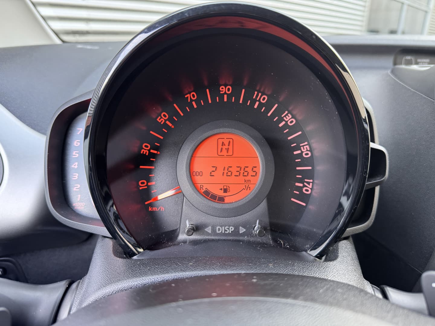 Toyota Aygo 1.0 VVT-i x-play thumbnail 13