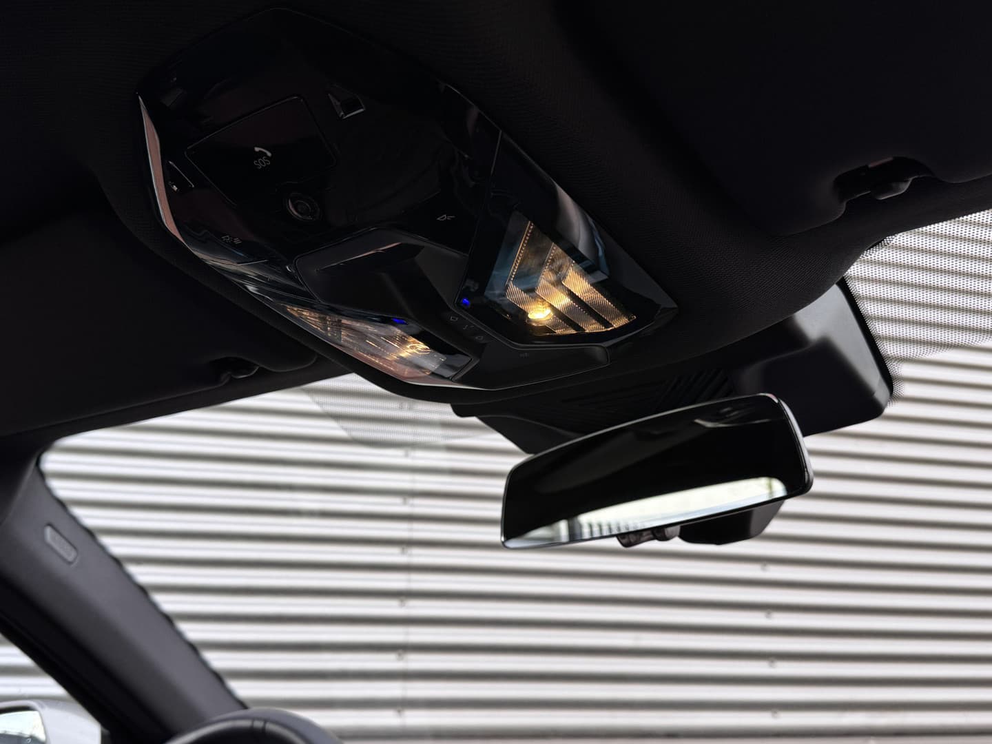 BMW 5 Serie 550e xDrive thumbnail 17