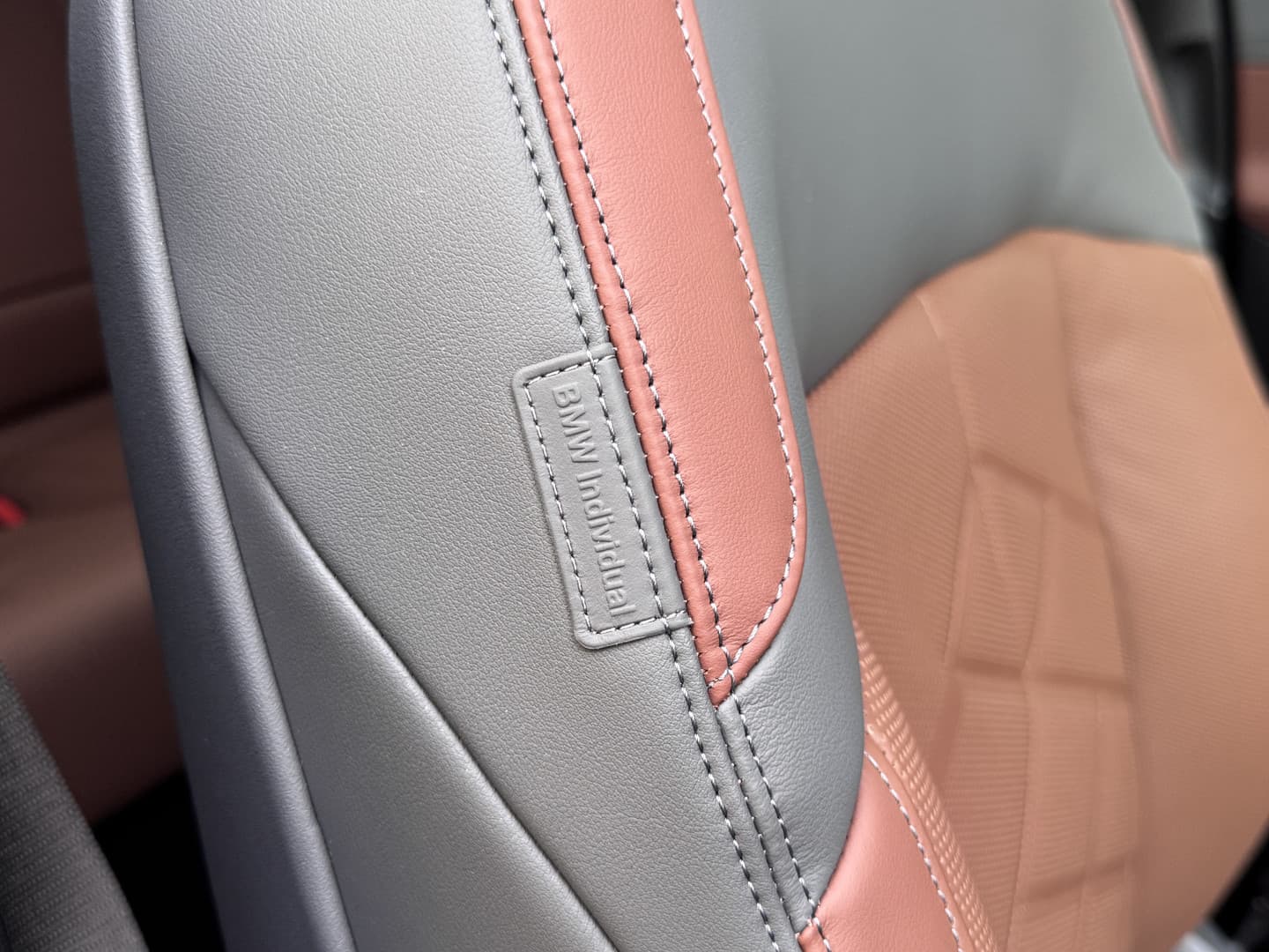 BMW 5 Serie 550e xDrive thumbnail 24