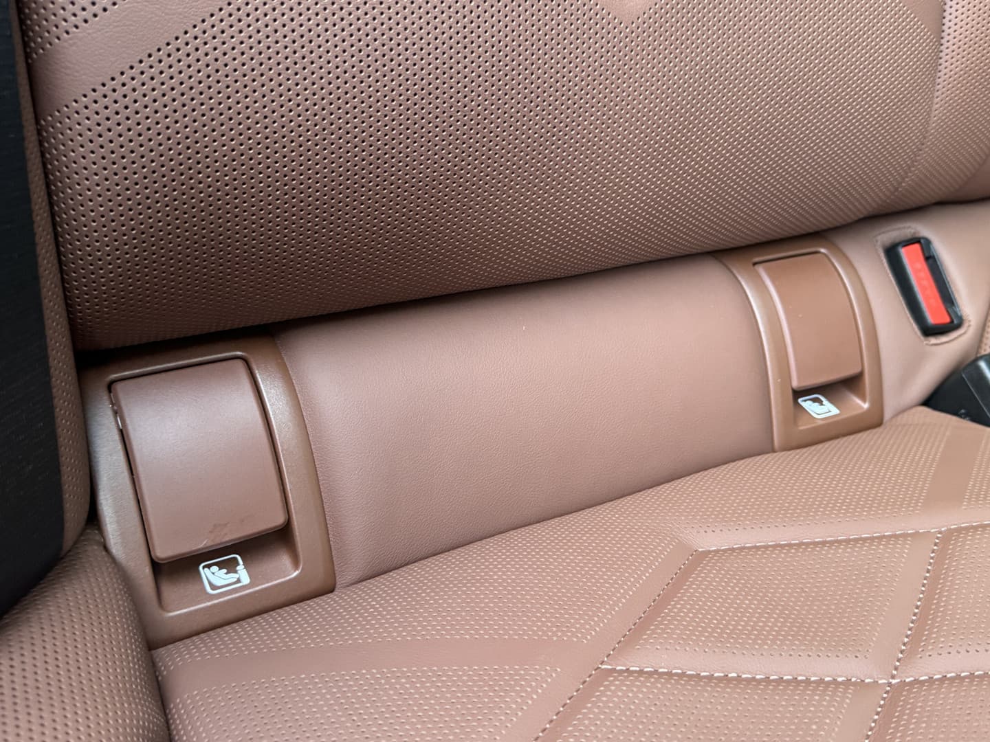 BMW 5 Serie 550e xDrive thumbnail 6