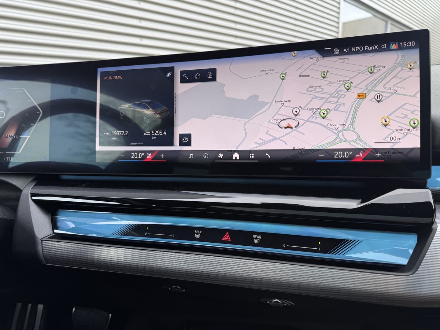 BMW 5 Serie 550e xDrive thumbnail 9