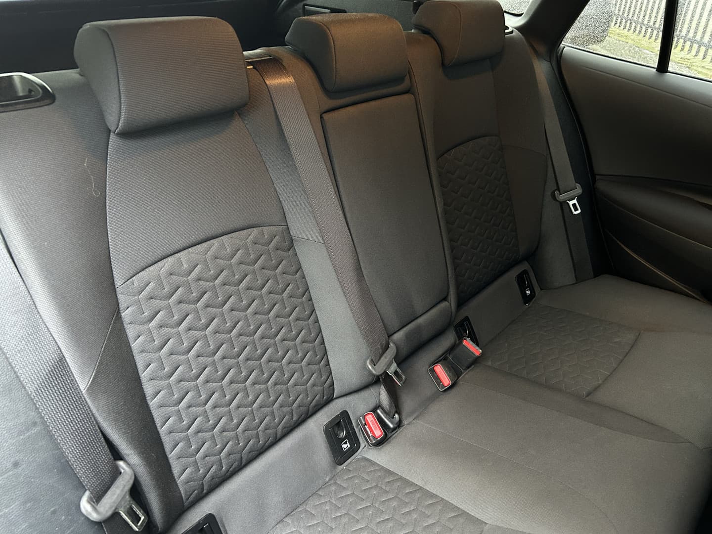 Toyota Corolla Touring Sports 1.8 Hybrid Business Plus thumbnail 6