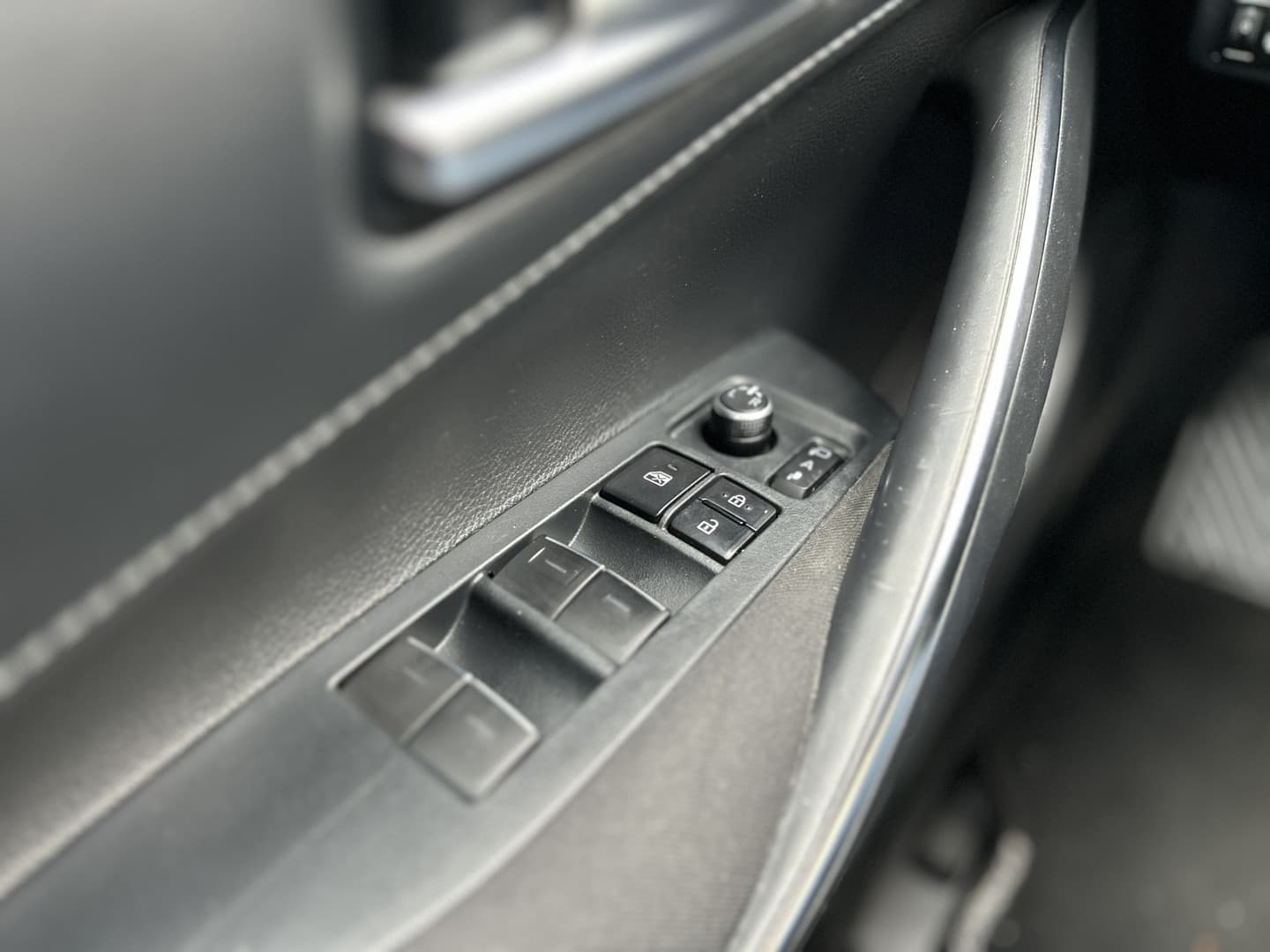 Toyota Corolla Touring Sports 1.8 Hybrid Business Plus thumbnail 9