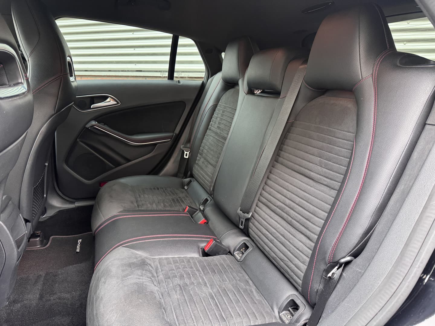 Mercedes-Benz CLA Shooting Brake 180 Prestige thumbnail 12