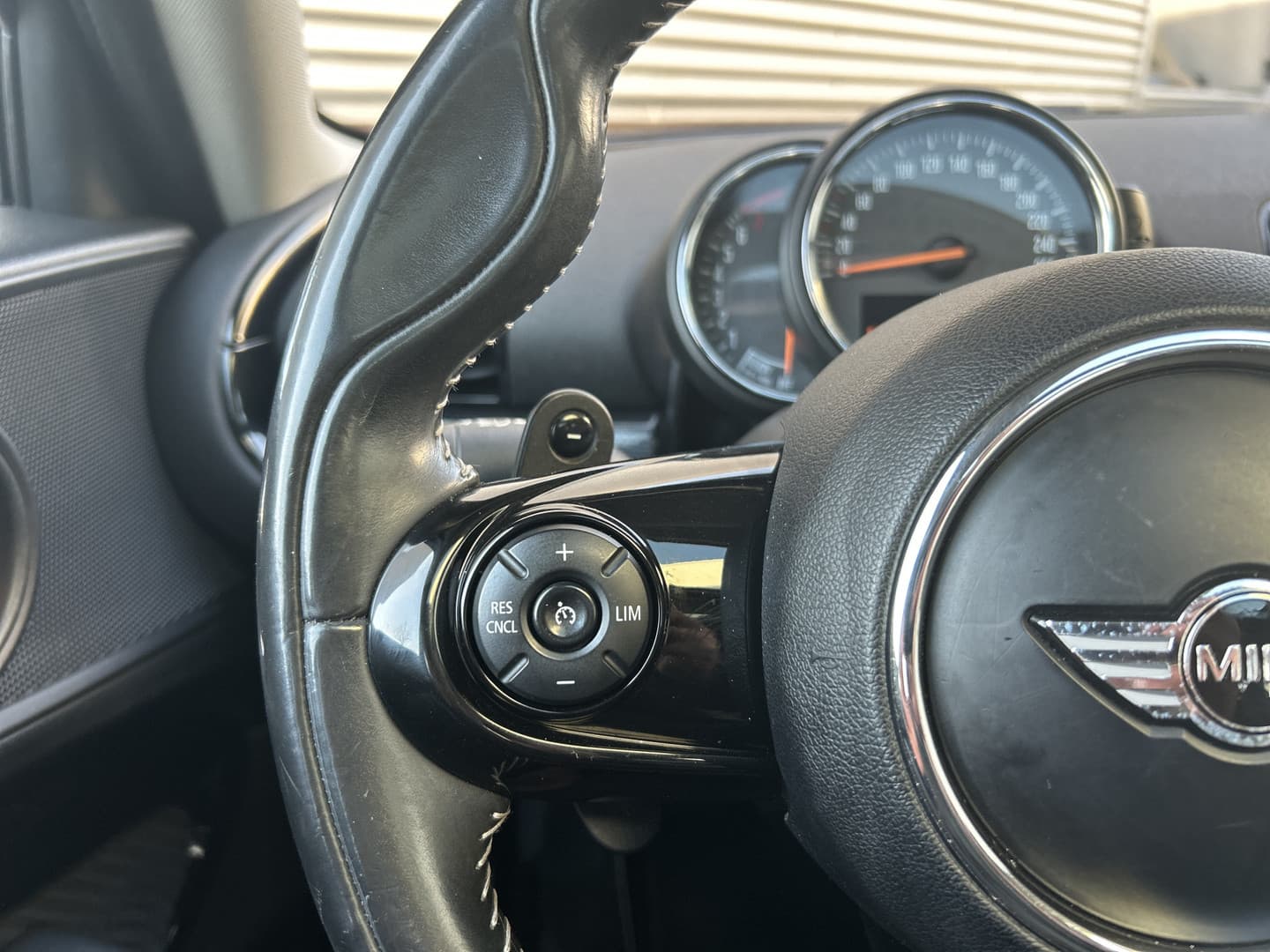 MINI Clubman Mini 2.0 Cooper S Chili Serious Business thumbnail 10