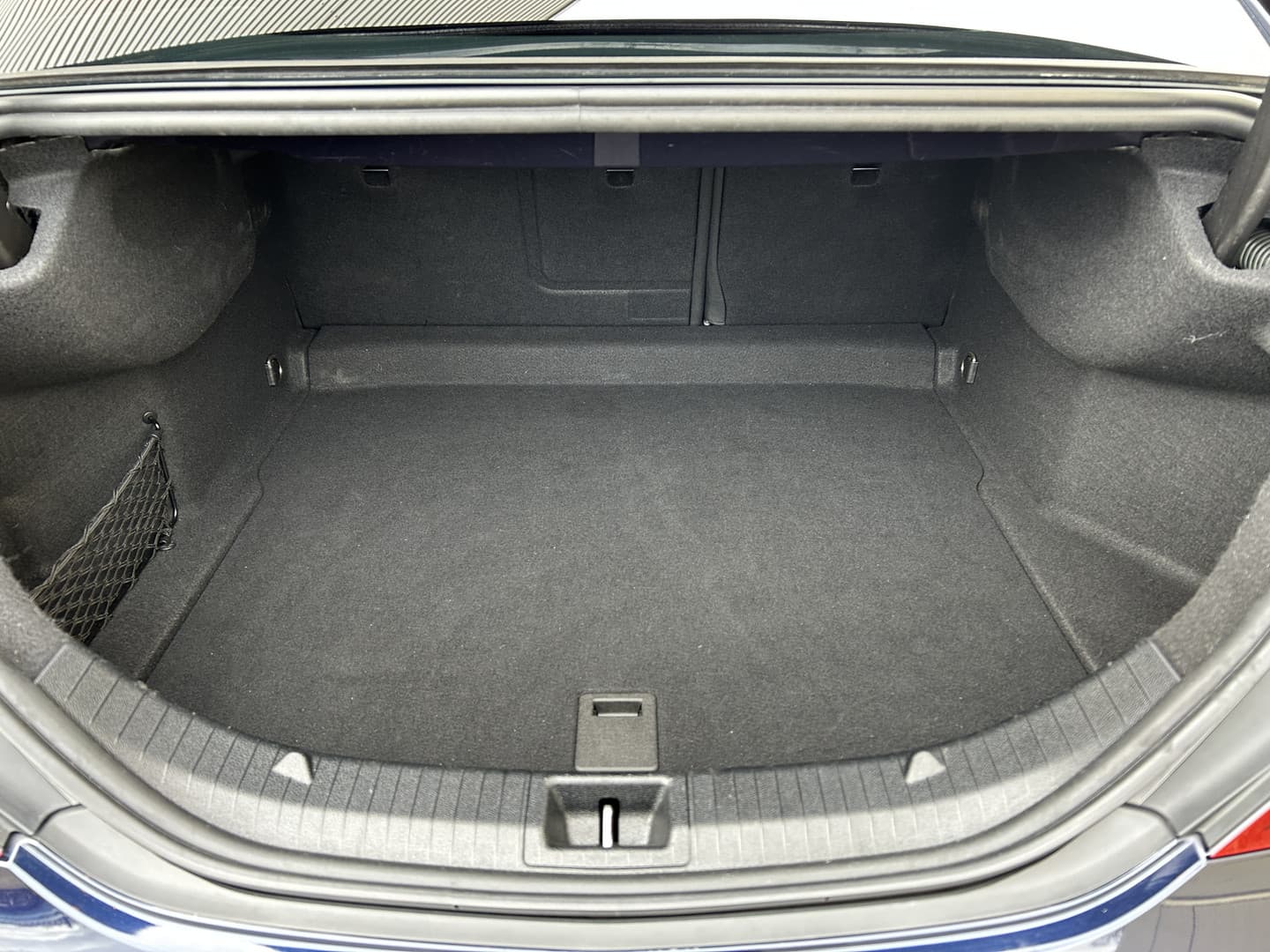 Mercedes-Benz CLA 180 Business Solution AMG Upgrade Edition thumbnail 27