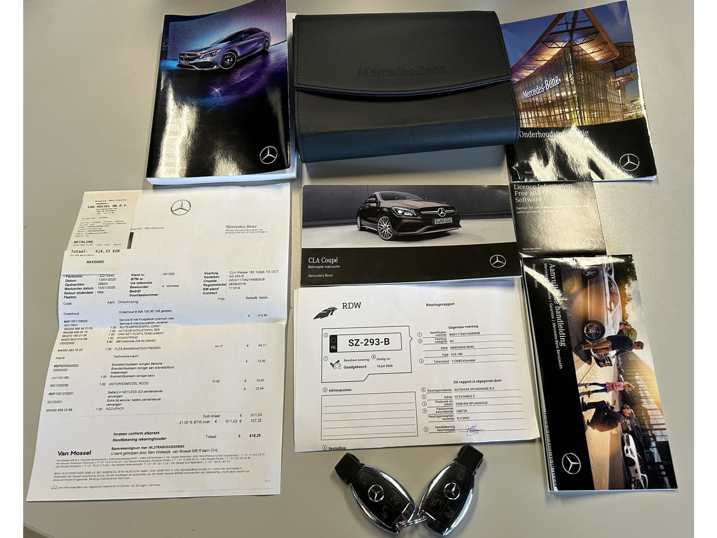 Mercedes-Benz CLA 180 Business Solution AMG Upgrade Edition thumbnail 30