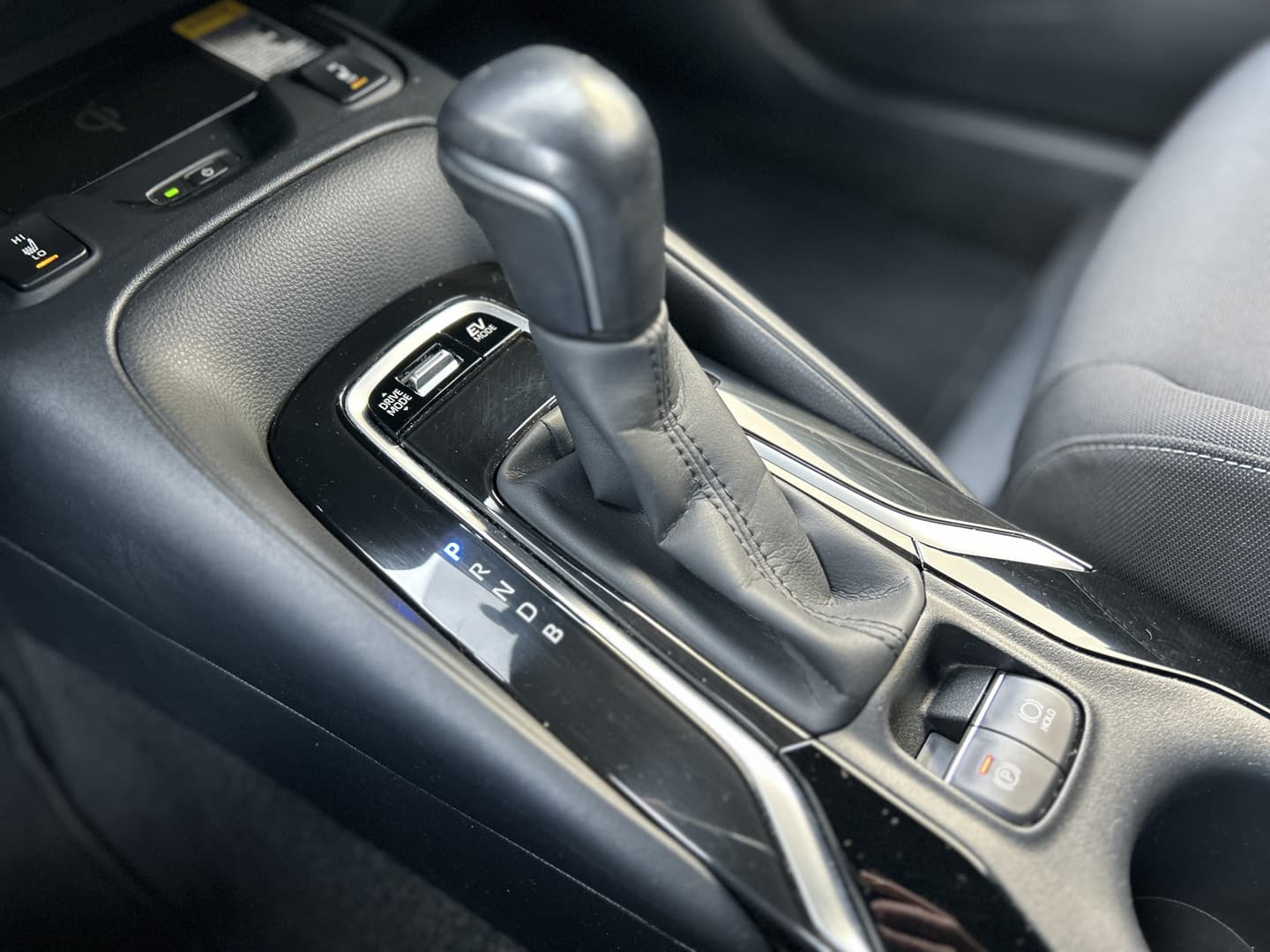 Toyota Corolla Touring Sports 1.8 Hybrid Business Plus thumbnail 18