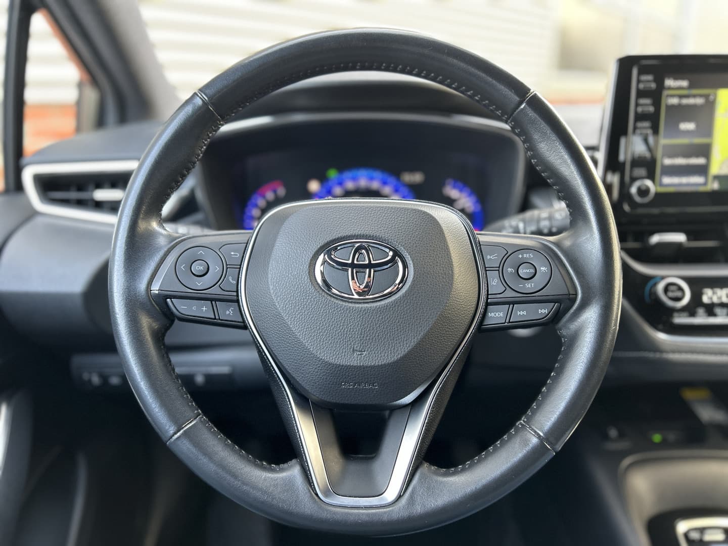 Toyota Corolla Touring Sports 1.8 Hybrid Business Plus thumbnail 8