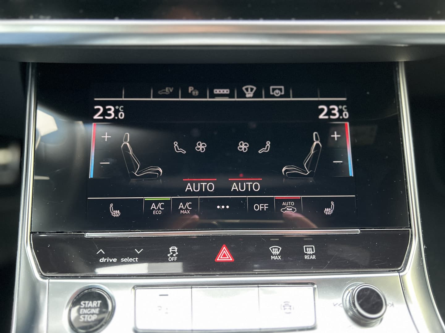 Audi A6 Avant 55 TFSI e quattro Competition thumbnail 18