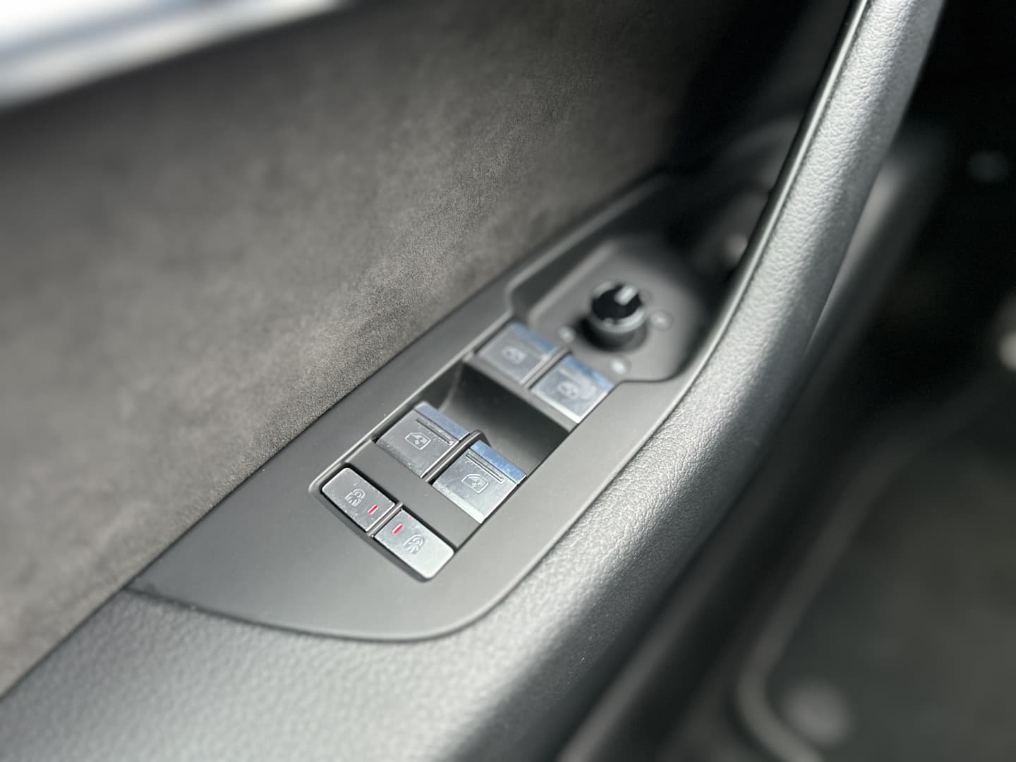 Audi A6 Avant 55 TFSI e quattro Competition thumbnail 7