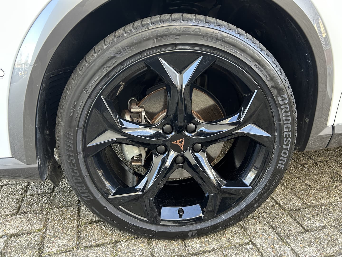 CUPRA Formentor 1.4 e-Hybrid Business thumbnail 23