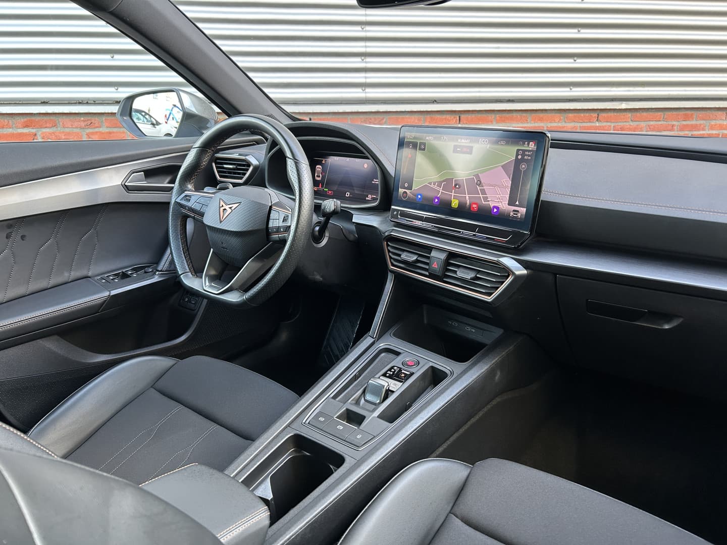 CUPRA Formentor 1.4 e-Hybrid Business thumbnail 4