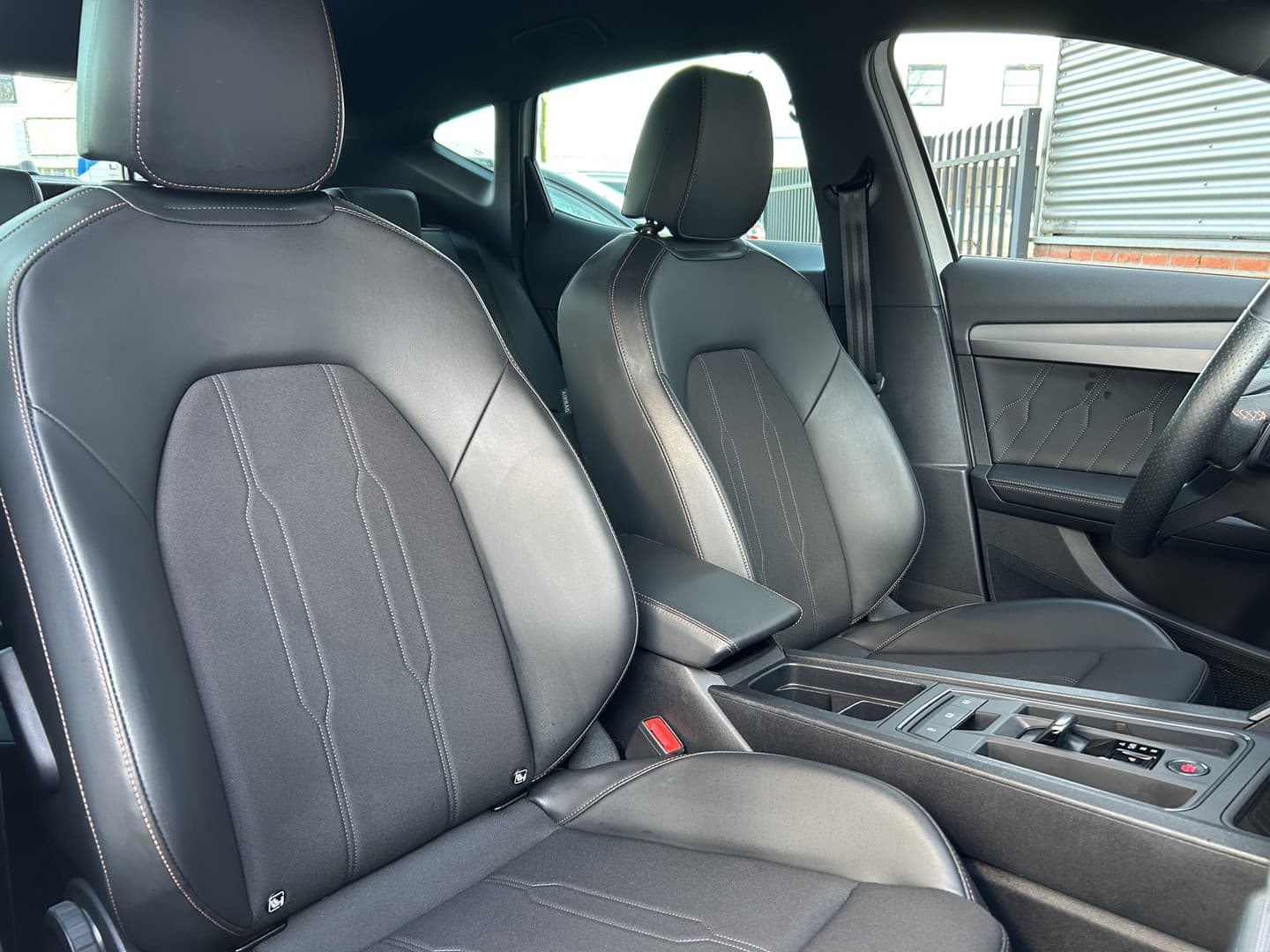 CUPRA Formentor 1.4 e-Hybrid Business thumbnail 5