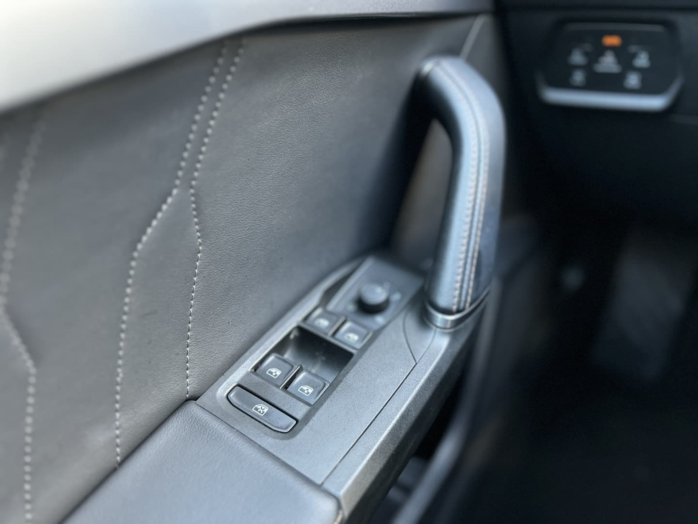 CUPRA Formentor 1.4 e-Hybrid Business thumbnail 7