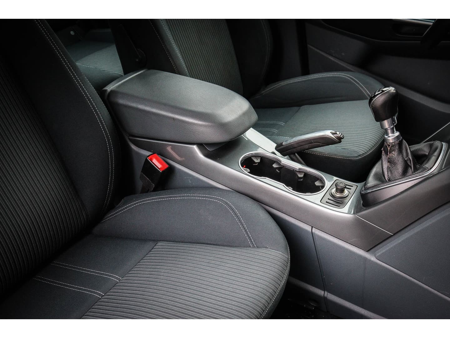 Ford C-MAX 1.6 EcoBoost Titanium Van 5.950,- NU 4.750,- ! thumbnail 14