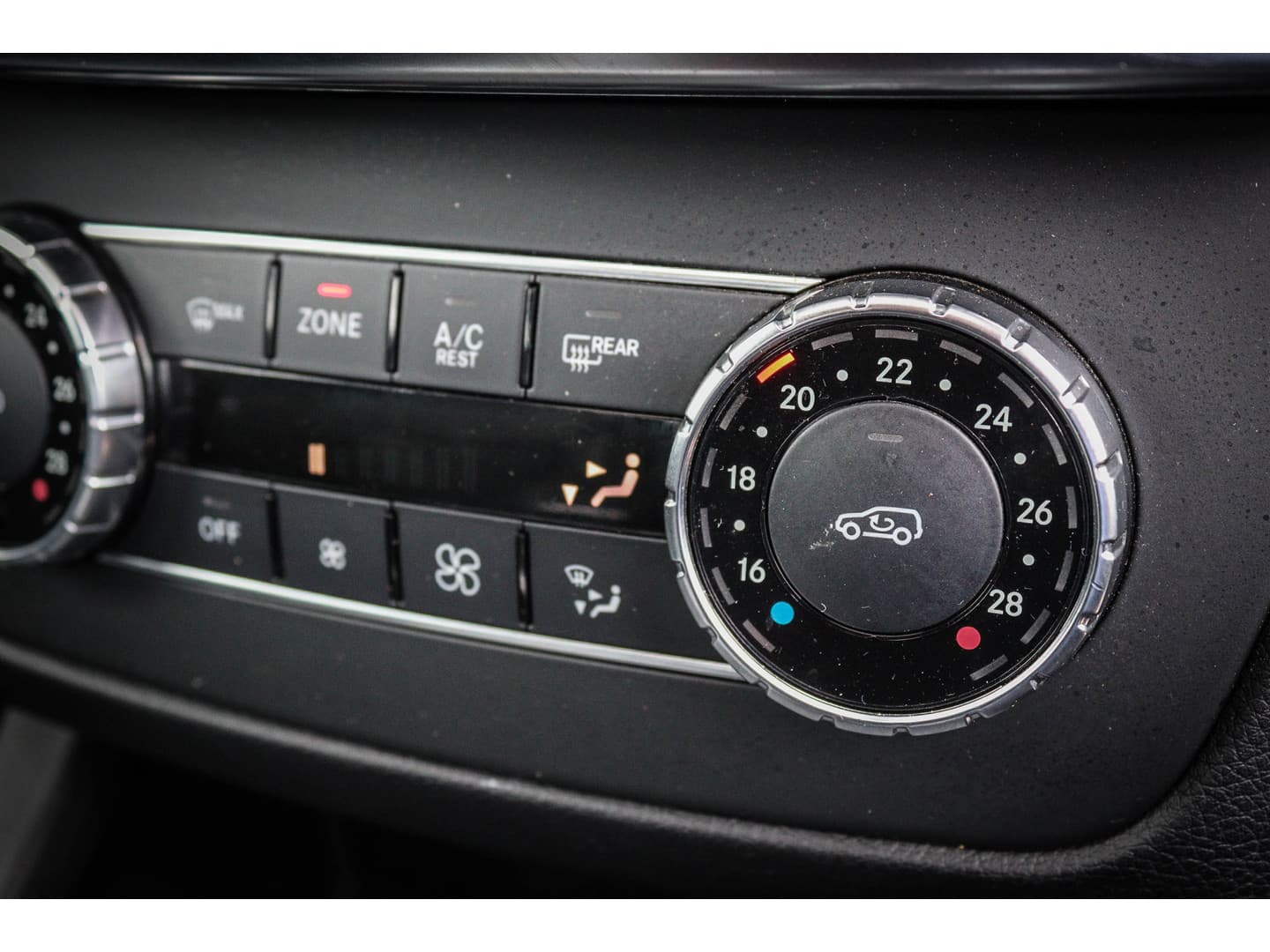 Mercedes-Benz M-Klasse 350 Van 20.950,- NU 18.950,- ! thumbnail 10