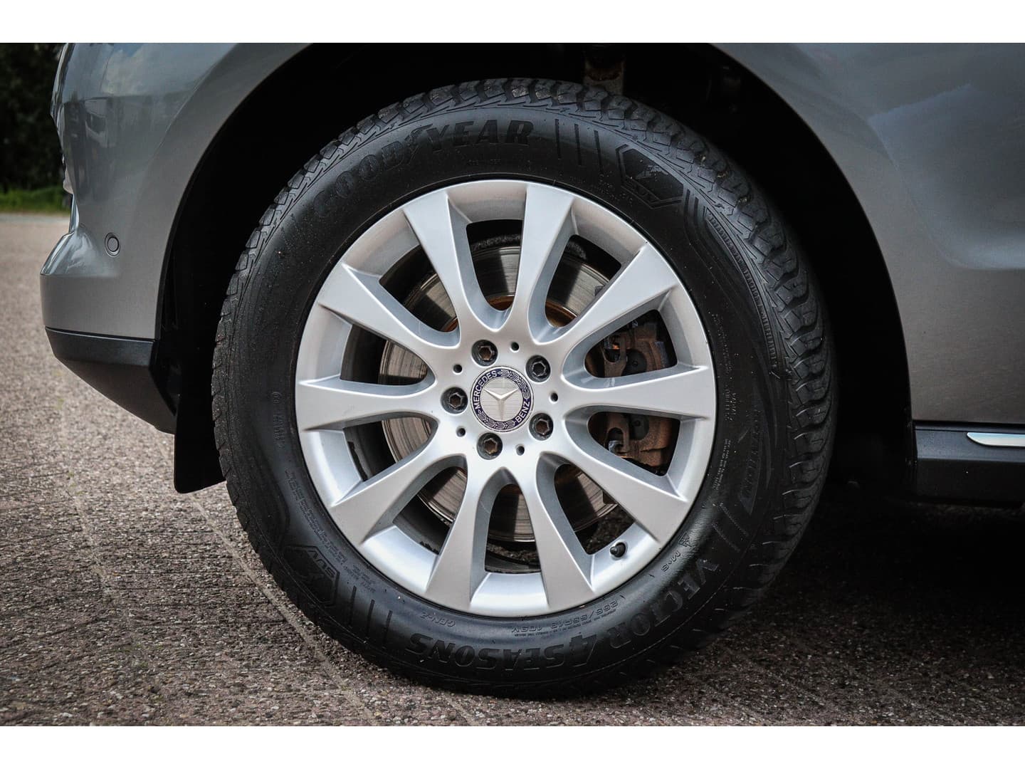 Mercedes-Benz M-Klasse 350 Van 20.950,- NU 18.950,- ! thumbnail 18