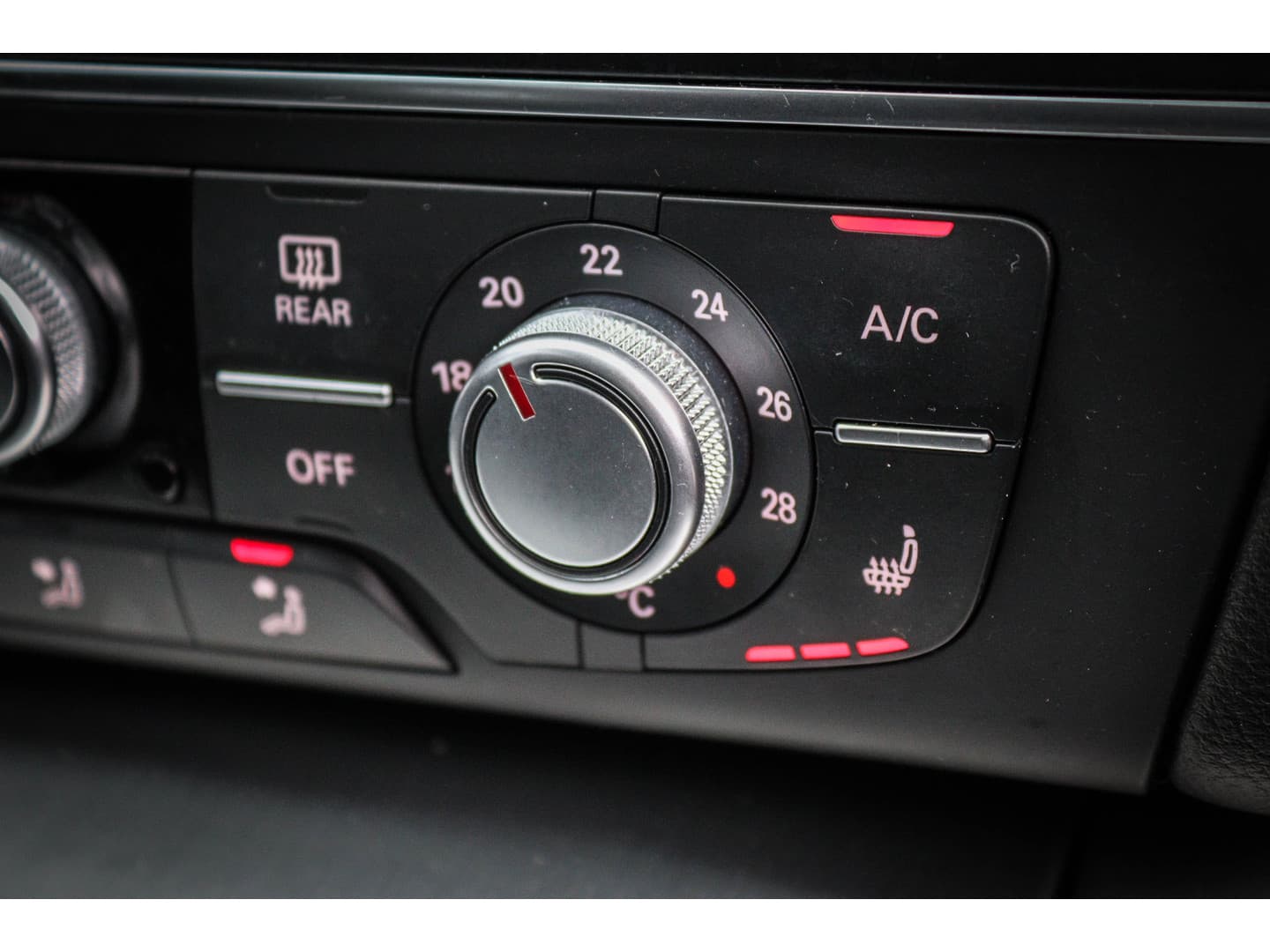 Audi A6 Avant 1.8 TFSI ultra S line Edition Van 21.950,- NU 18.950,- ! thumbnail 9