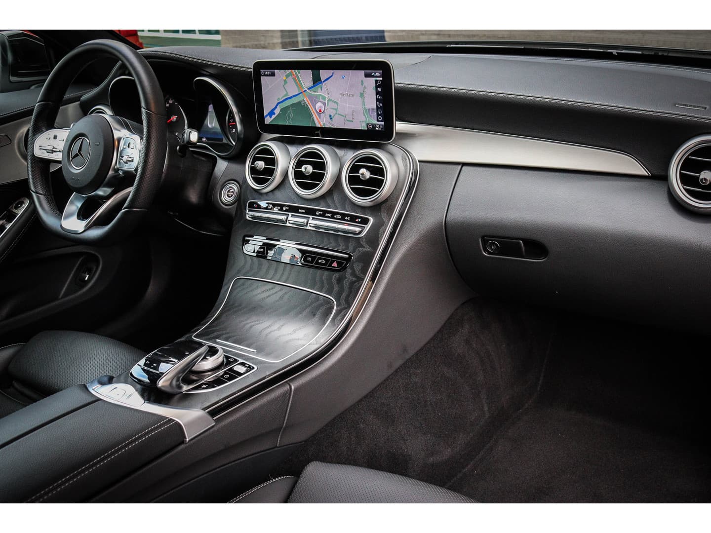 Mercedes-Benz C-Klasse Cabrio 180 AMG Line /Airscarf/Navi/Leder thumbnail 10