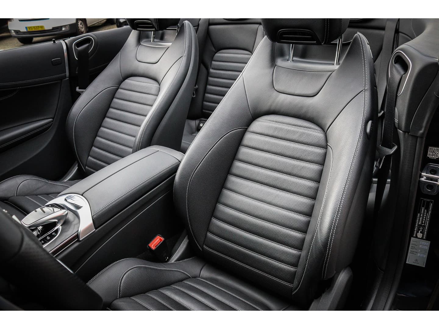 Mercedes-Benz C-Klasse Cabrio 180 AMG Line /Airscarf/Navi/Leder thumbnail 17