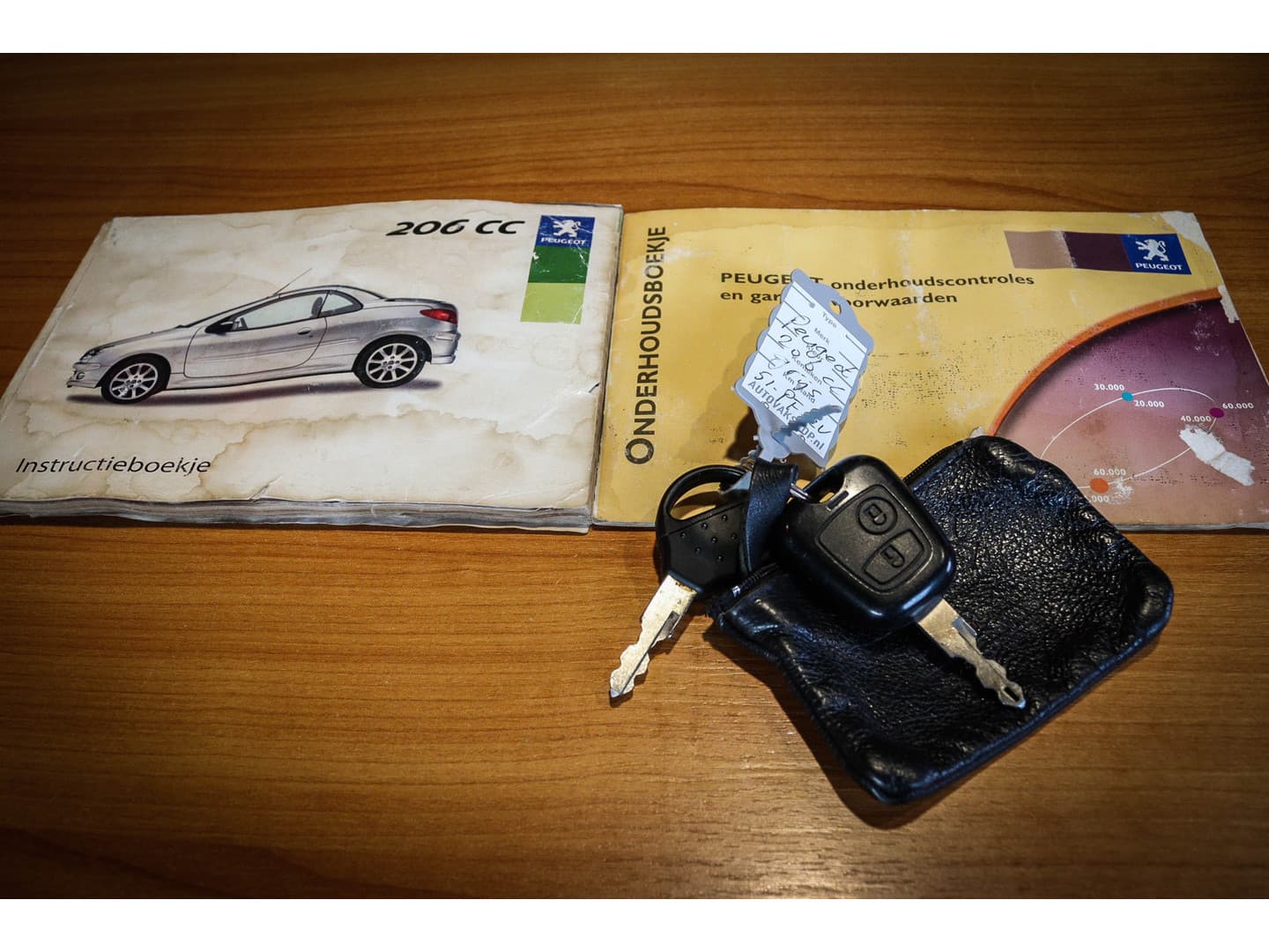 Peugeot 206 CC 1.6-16V Roland Garros Van 2.450,- NU 2.250,- ! thumbnail 13