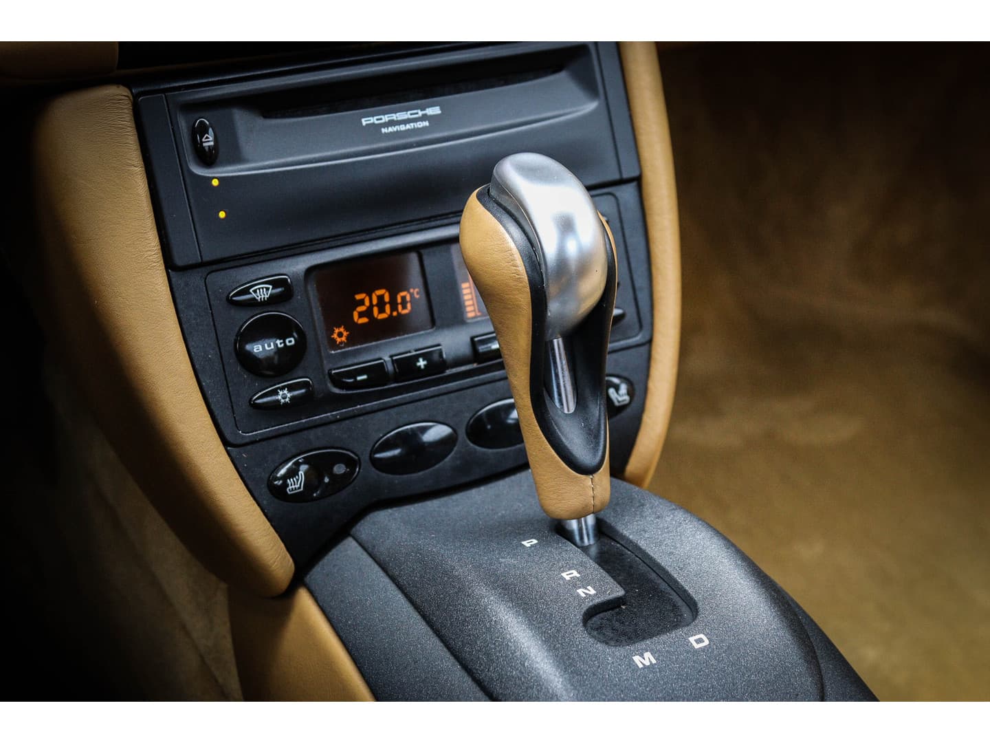 Porsche 911 3.4 Coupé Carrera 996 in zeer nette staat thumbnail 11