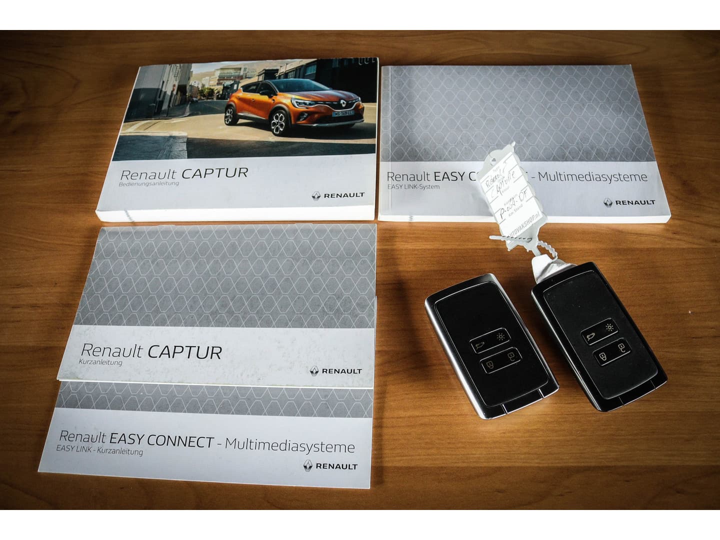 Renault Captur 1.3 TCe 140 Intens Van 17.950,- NU 16.950,- ! thumbnail 21