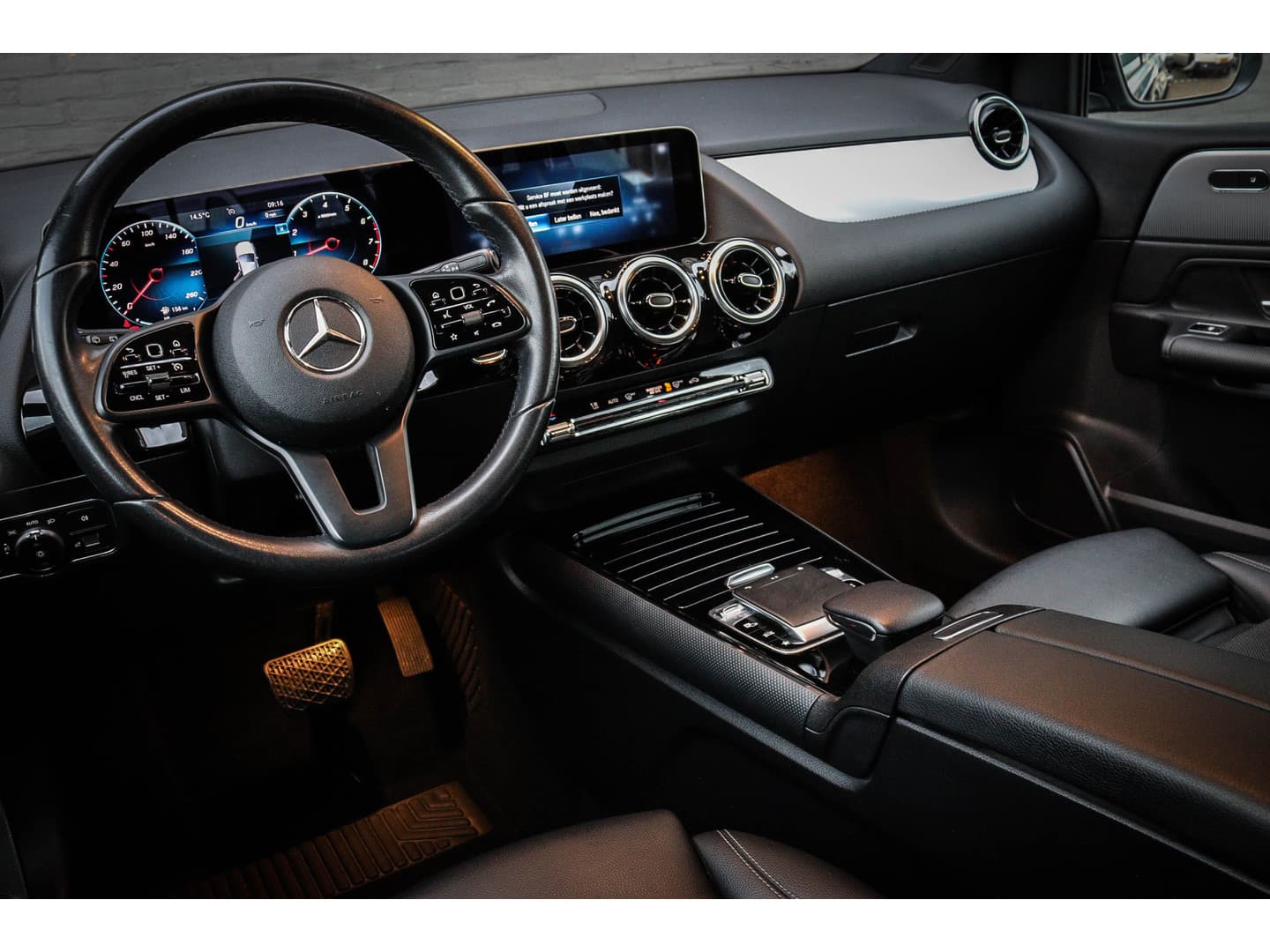 Mercedes-Benz B-Klasse 200 Business Solution Plus Van 21.950,- NU 20.950,- ! thumbnail 4