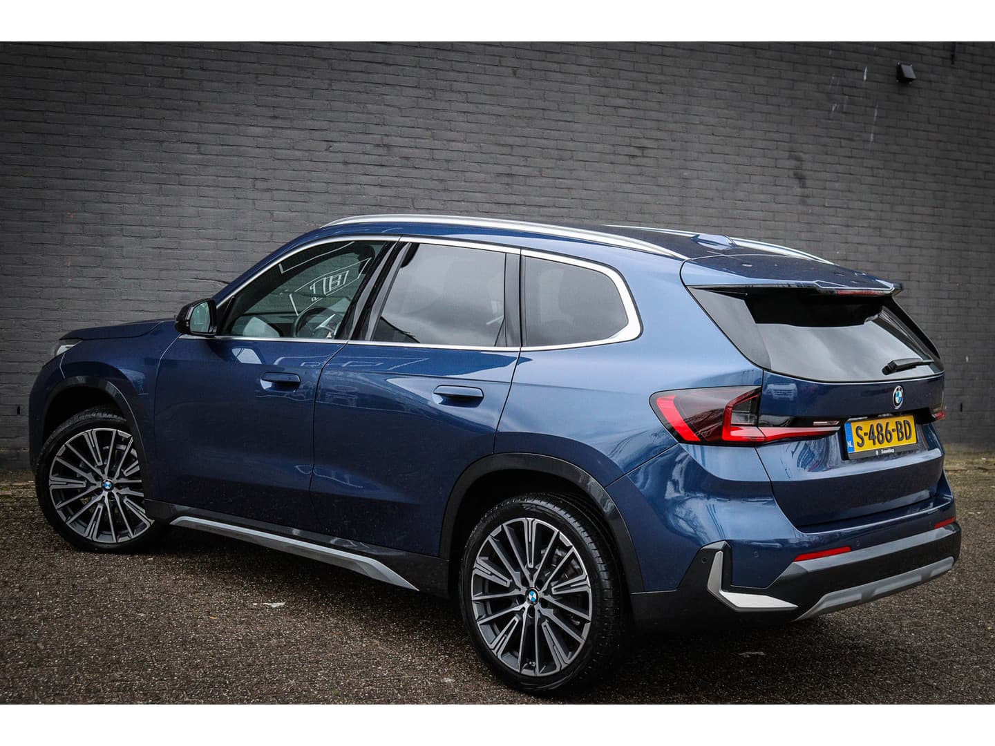 BMW X1 sDrive18i Nieuw model thumbnail 3