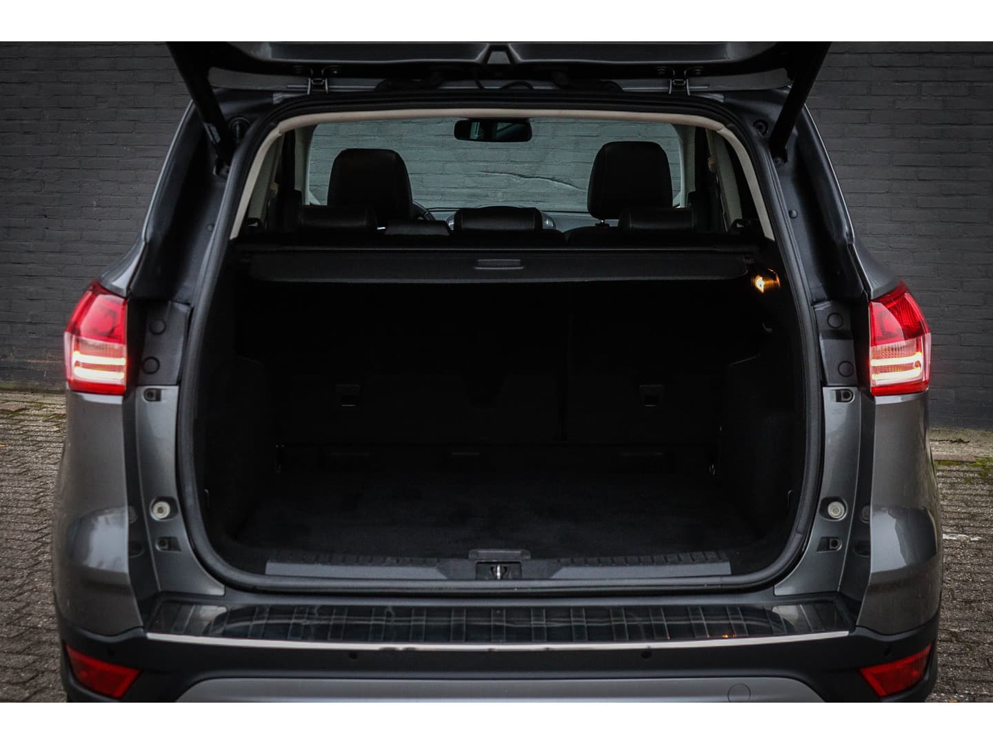 Ford Kuga 1.6 Titanium 4WD Trekhaak/Panoramadak/Camera/Navi thumbnail 18