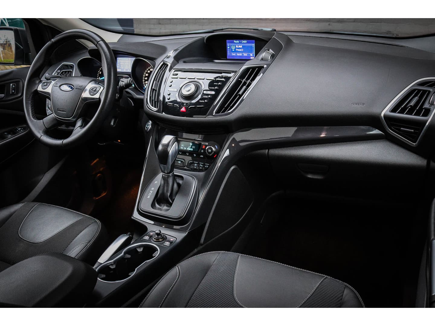 Ford Kuga 1.6 Titanium 4WD Trekhaak/Panoramadak/Camera/Navi thumbnail 6