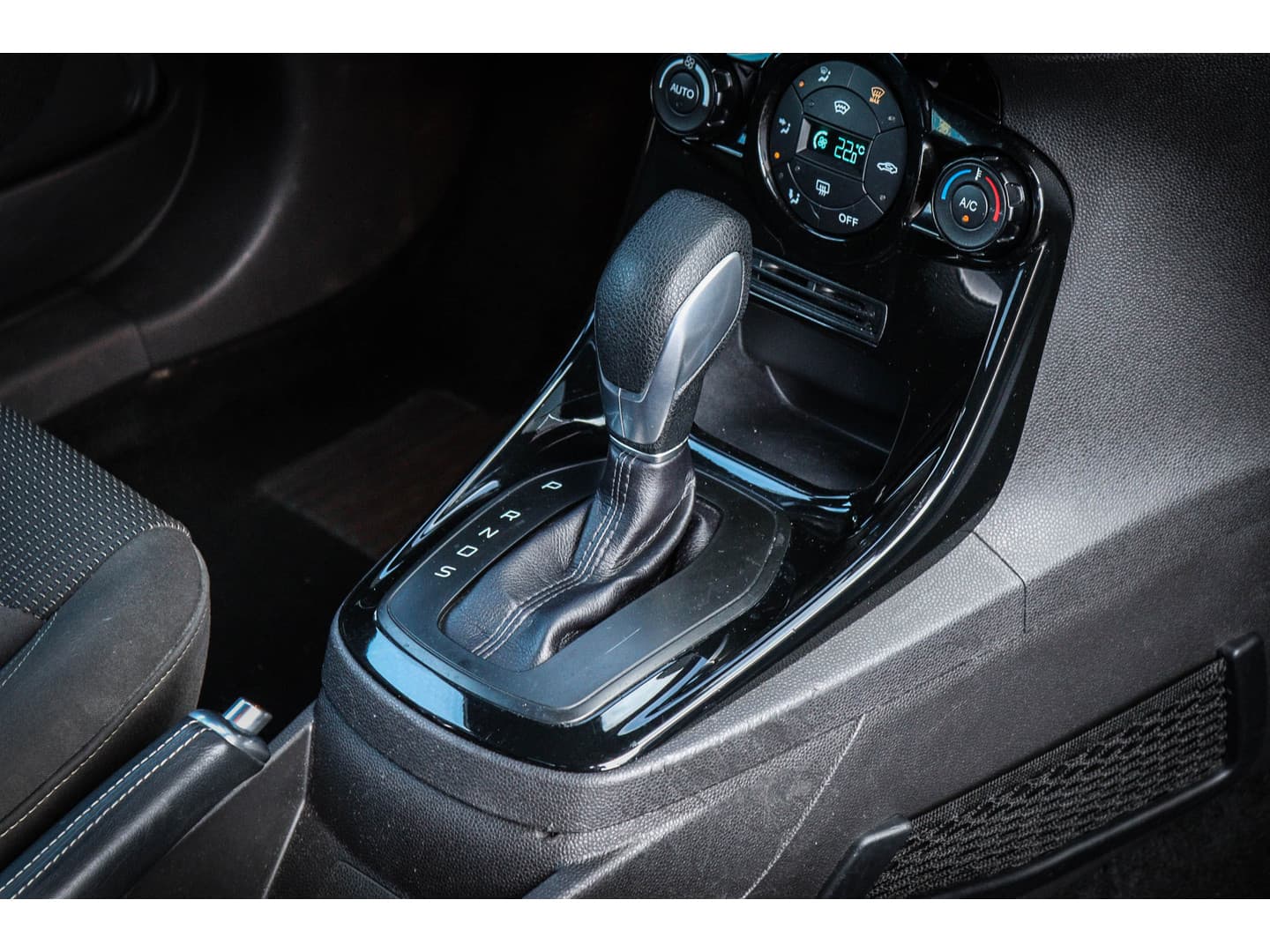 Ford Fiesta 1.0 EcoBoost Titanium Airco/Navi thumbnail 7