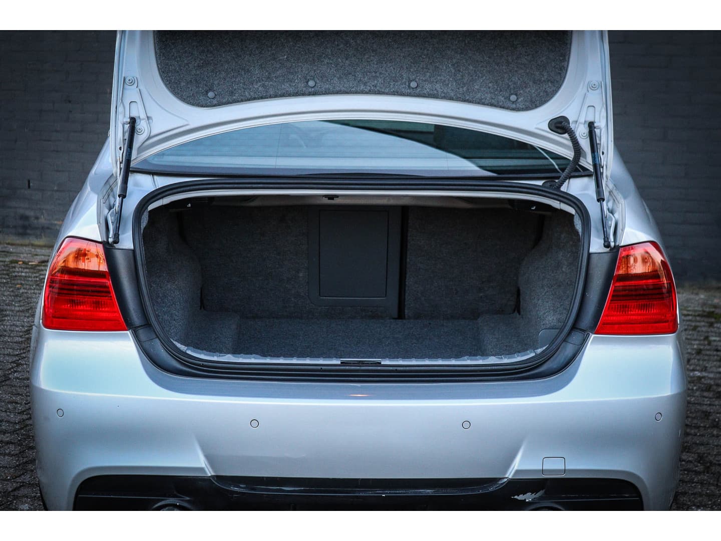 BMW 3 Serie 335i High Executive Zeer nette Ned. auto thumbnail 17