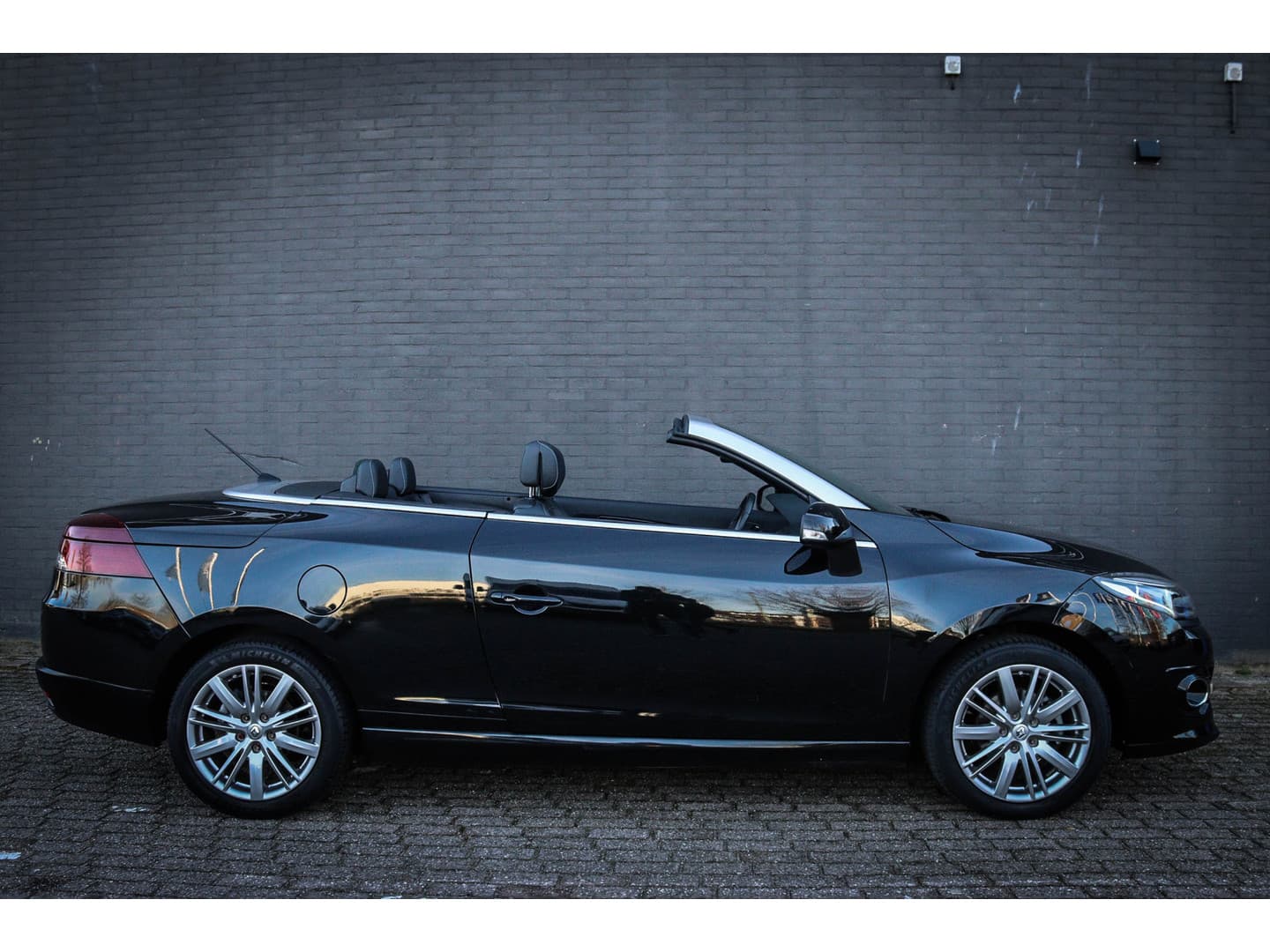 Renault Mégane Coupé-Cabriolet 1.2 TCe Privilège Airco/Navi Mooie Cabrio thumbnail 4