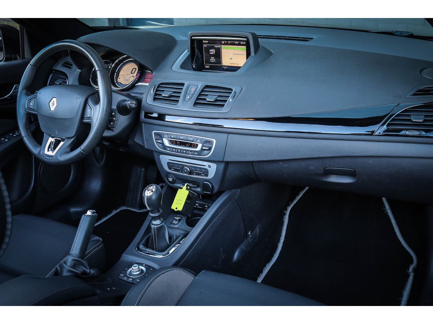 Renault Mégane Coupé-Cabriolet 1.2 TCe Privilège Airco/Navi Mooie Cabrio thumbnail 7